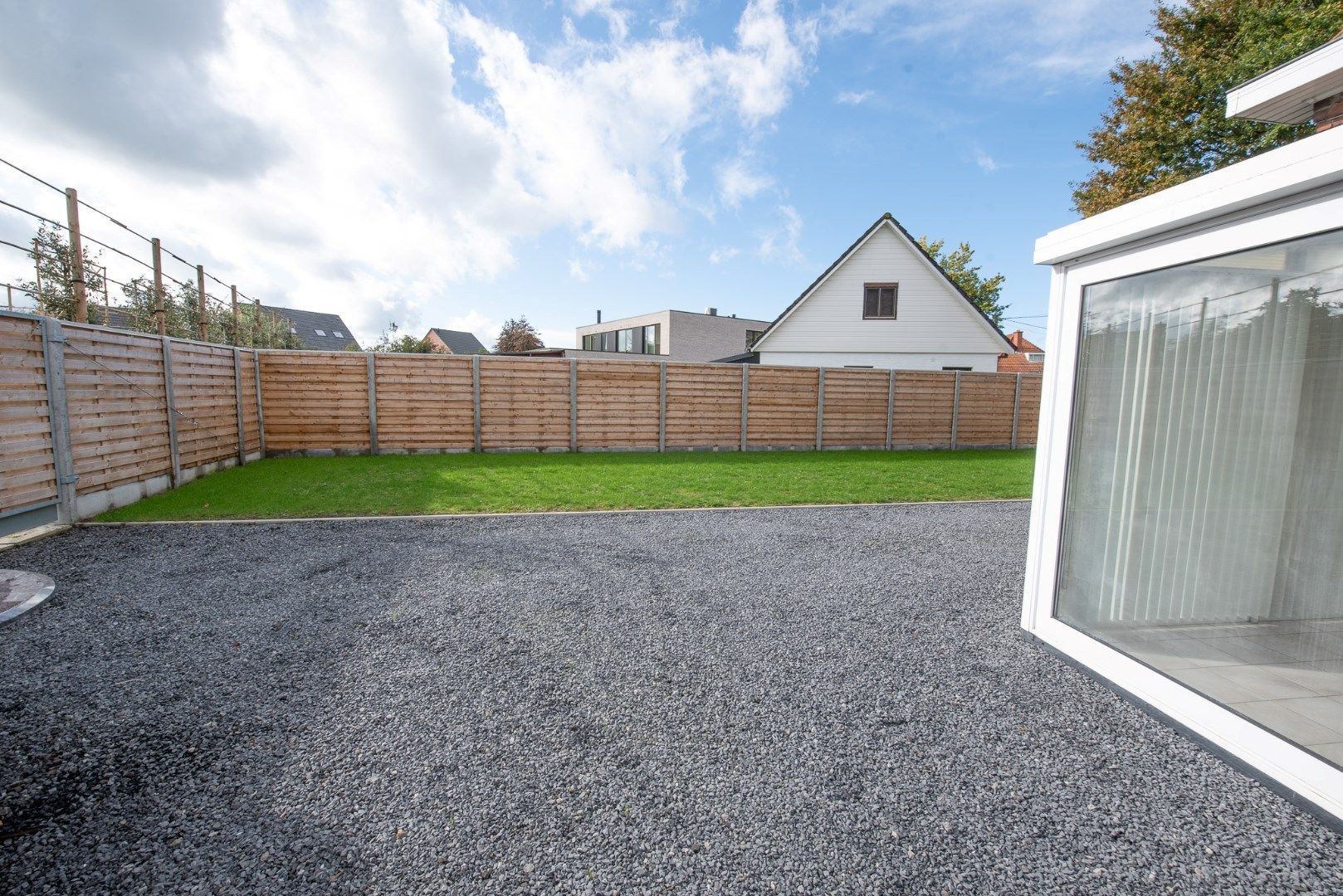 Proper onderhouden woning met 3 slaapkamers en ruimte tuin te huur in Zulte foto 21