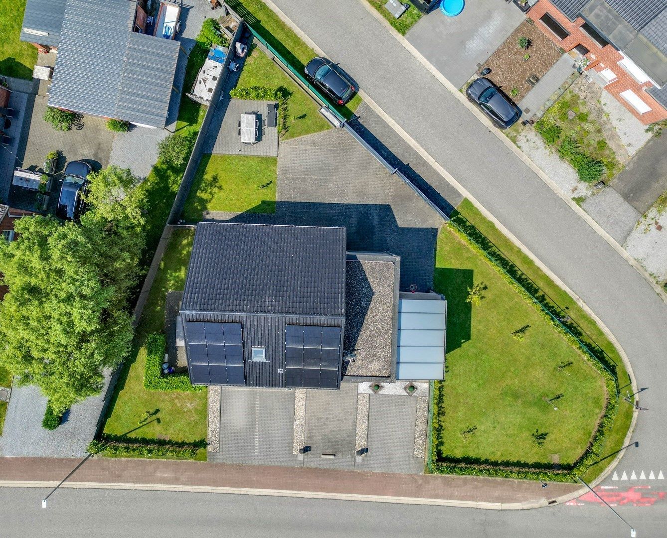 ENERGIEZUINIGE GEZINSWONING (278 m²) MET 4 SLPKS TE HOUTHALEN-HELCHTEREN !  foto 24