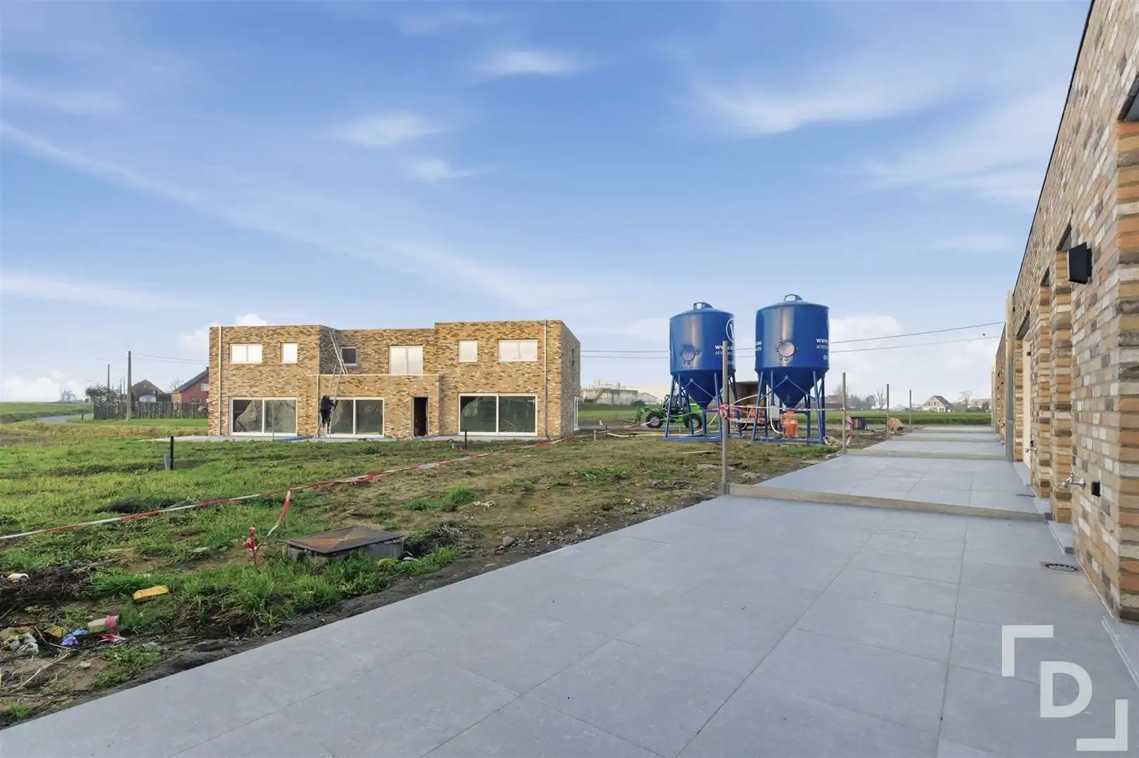 Afgewerkte nieuwbouwwoningen te koop in Proven. foto 13