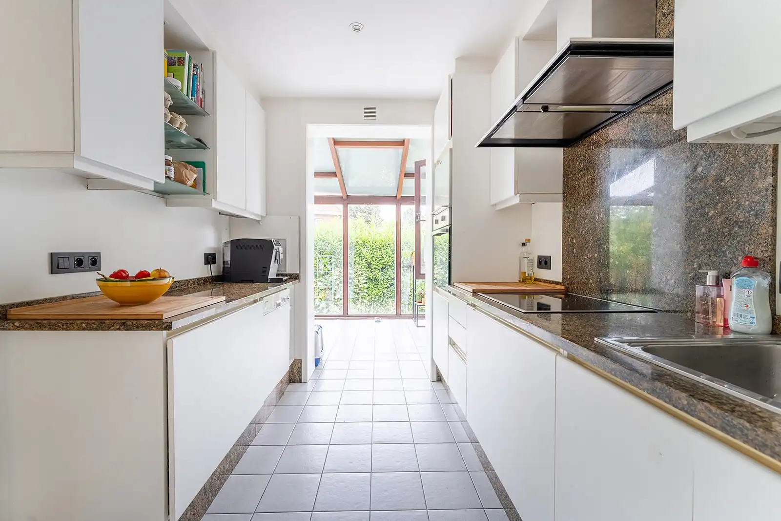 Vrijstaande woning op een ruim perceel (1850m²) te Zuienkerke foto 15