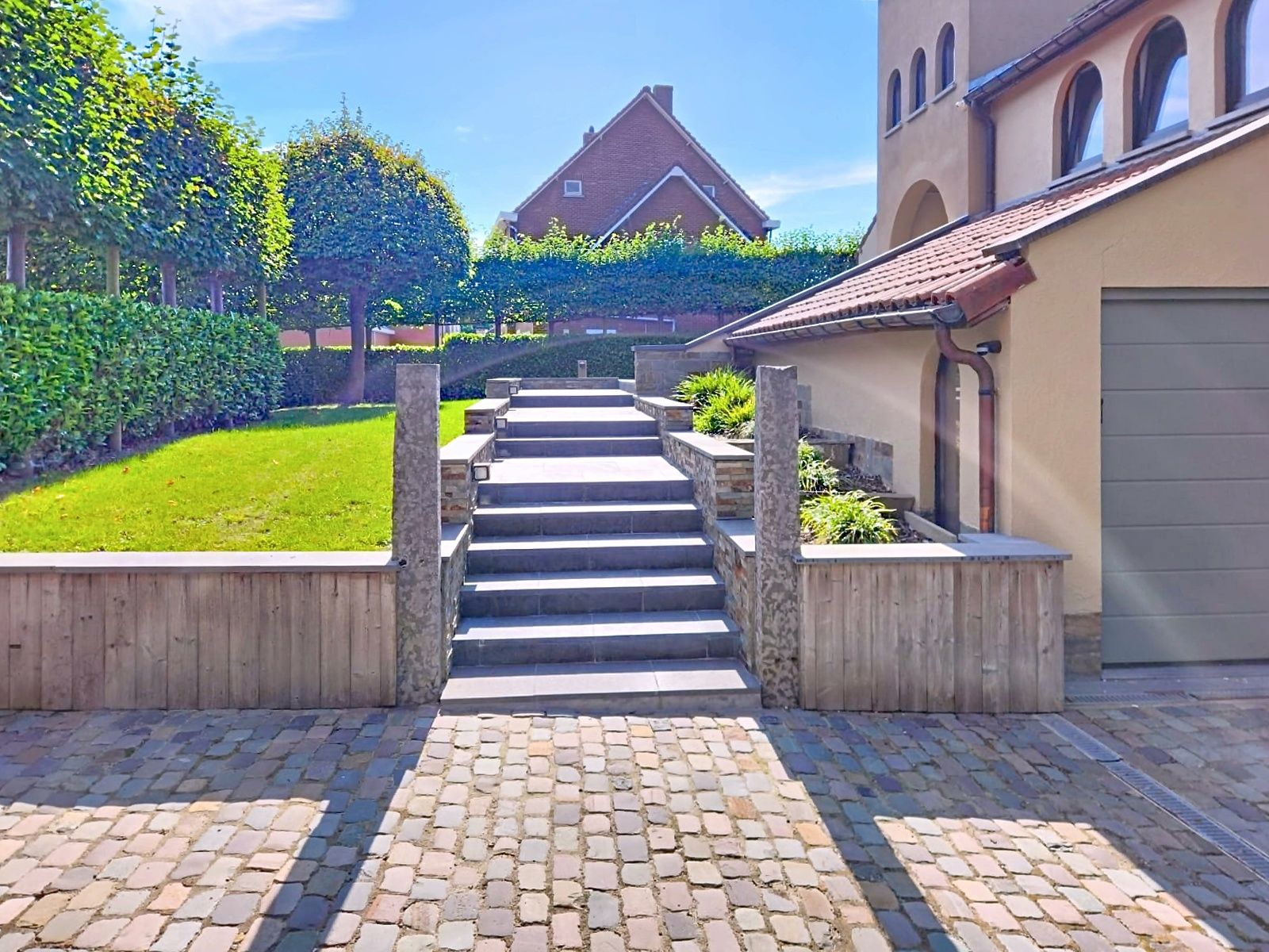 Villa op 6min van de E40 foto 6