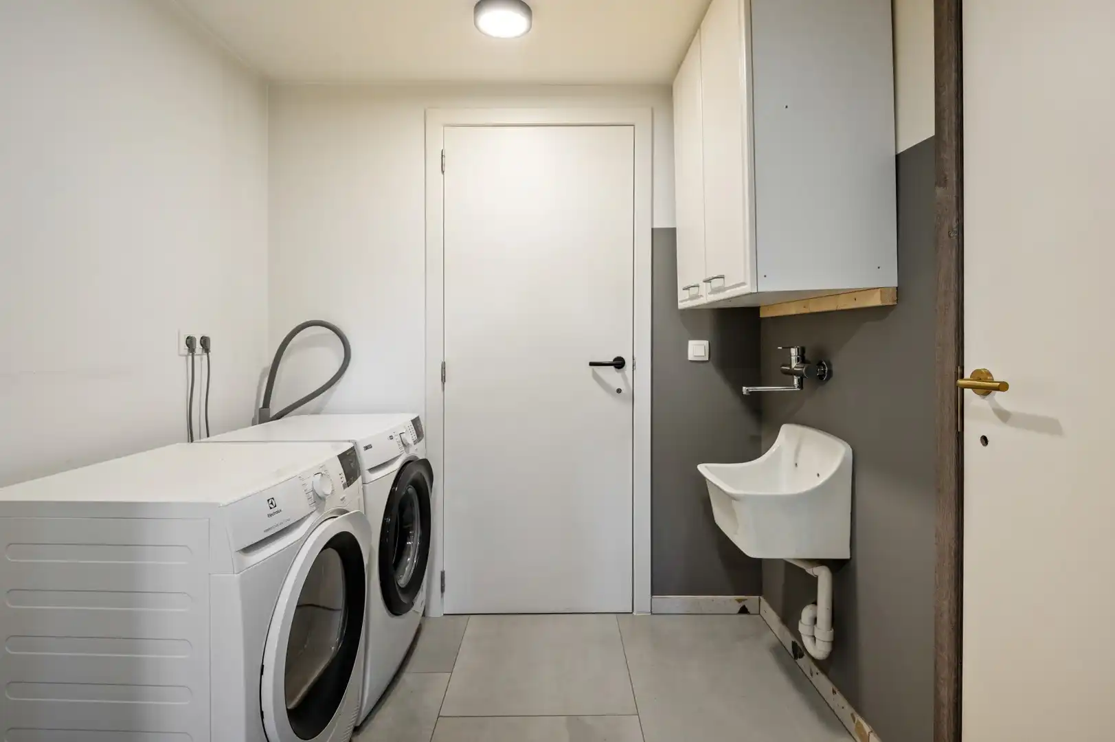 Vrijstaande woning op een ruim perceel van 3.330 m² met prachtig groen uitzicht en tal van mogelijkheden foto 26