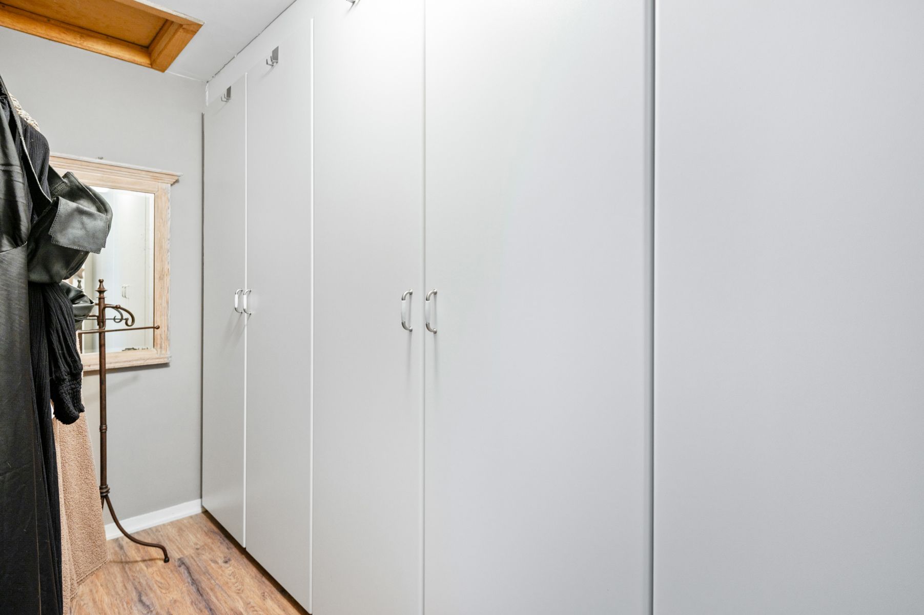 Ruime woning met grote tuin en garage op  1650m2 foto 12