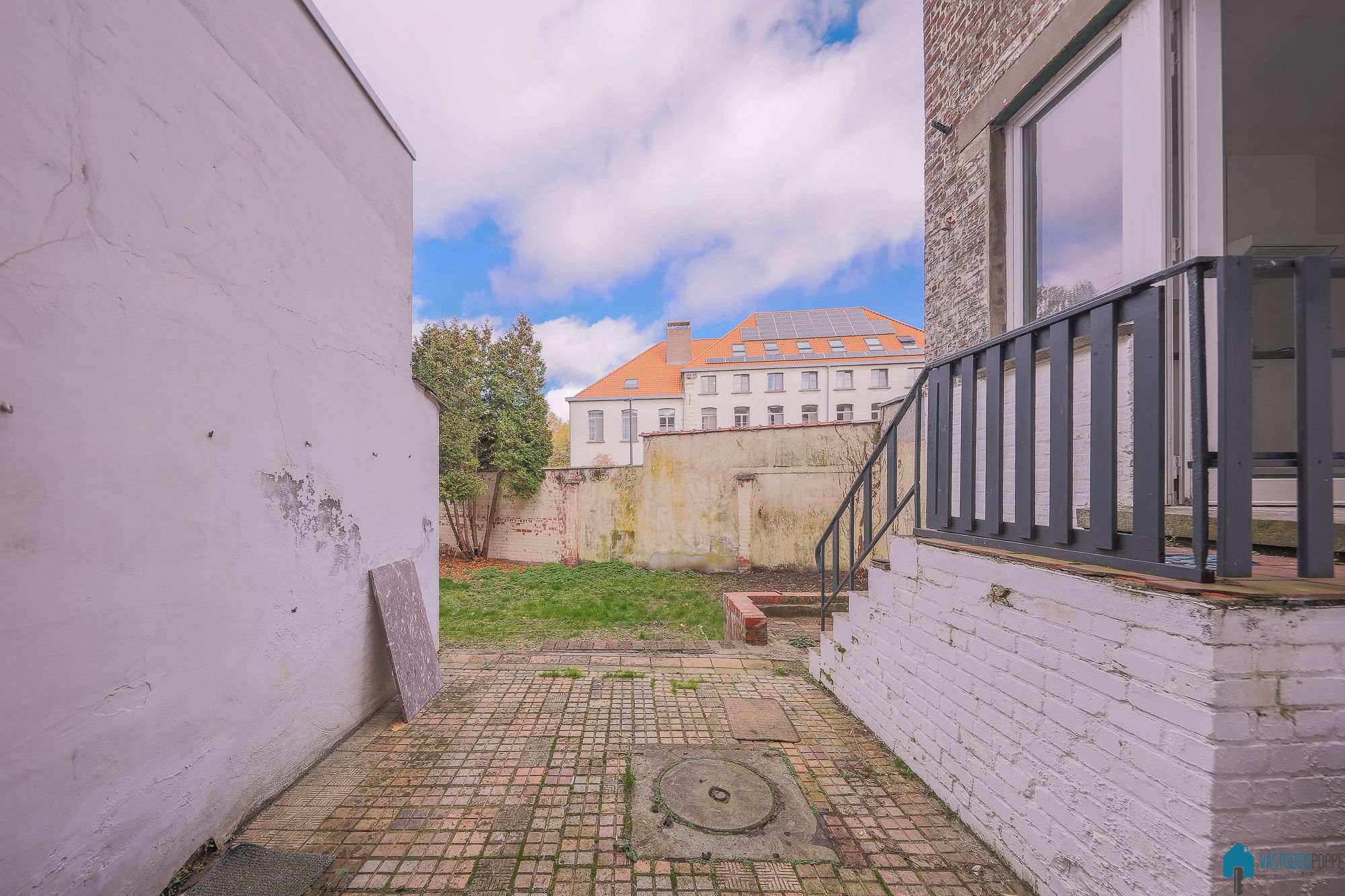 Ruim herenhuis met tuin en garage foto 5