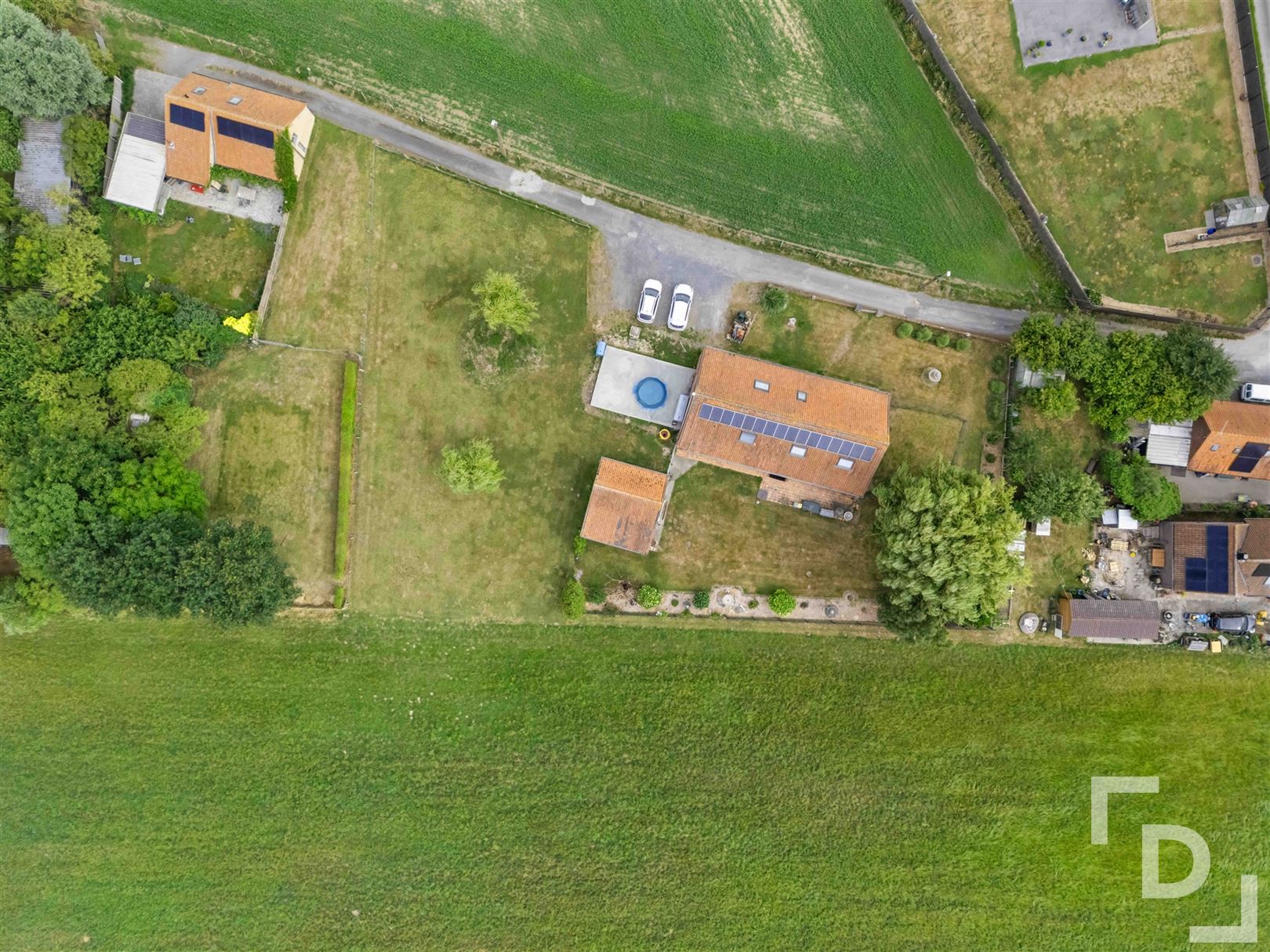Landelijke alleenstaande woning met verzicht te koop in Houthulst! foto 2