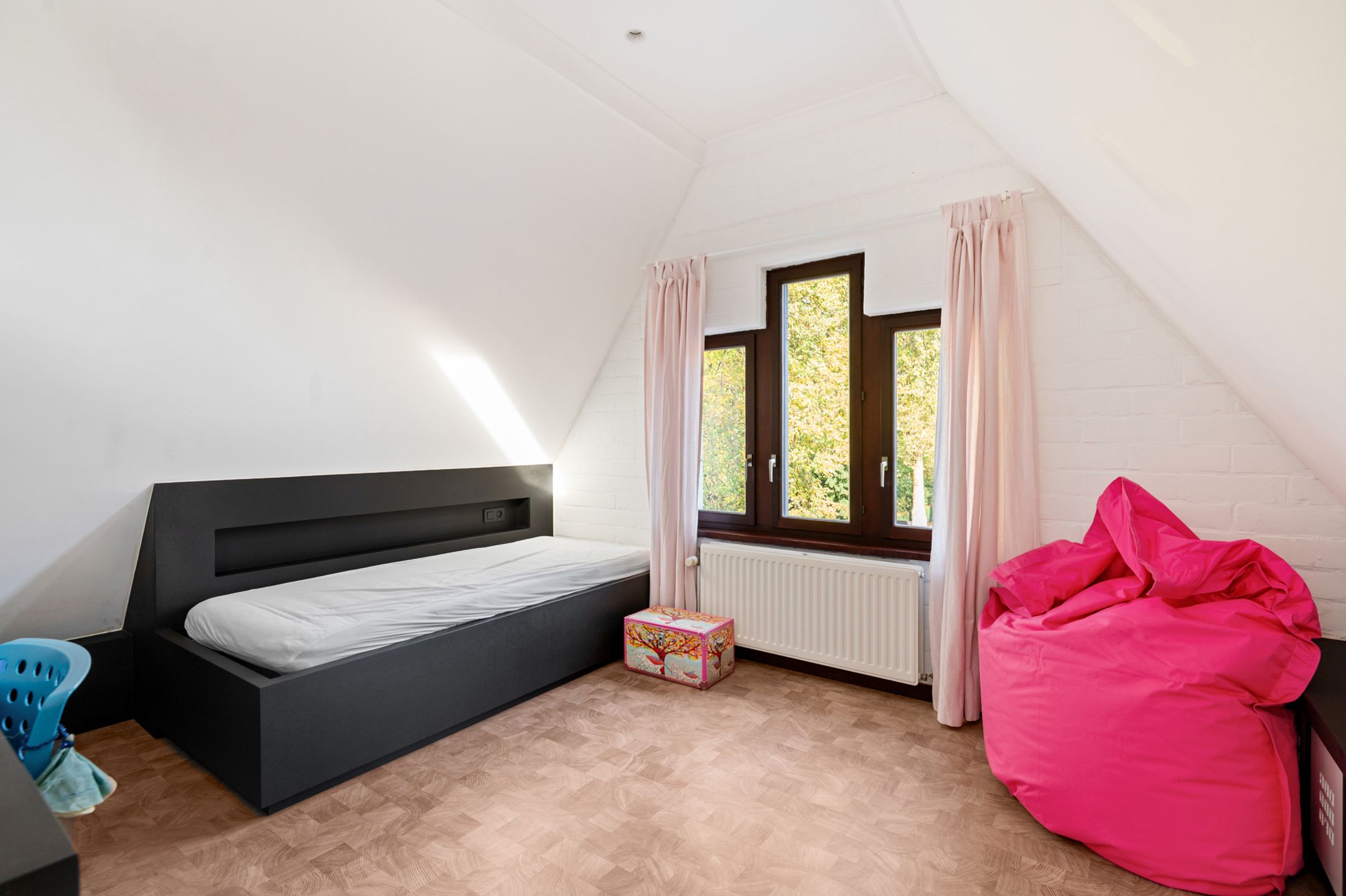 Knap gerenoveerde, energiezuinige woning (open bebouwing) foto 21