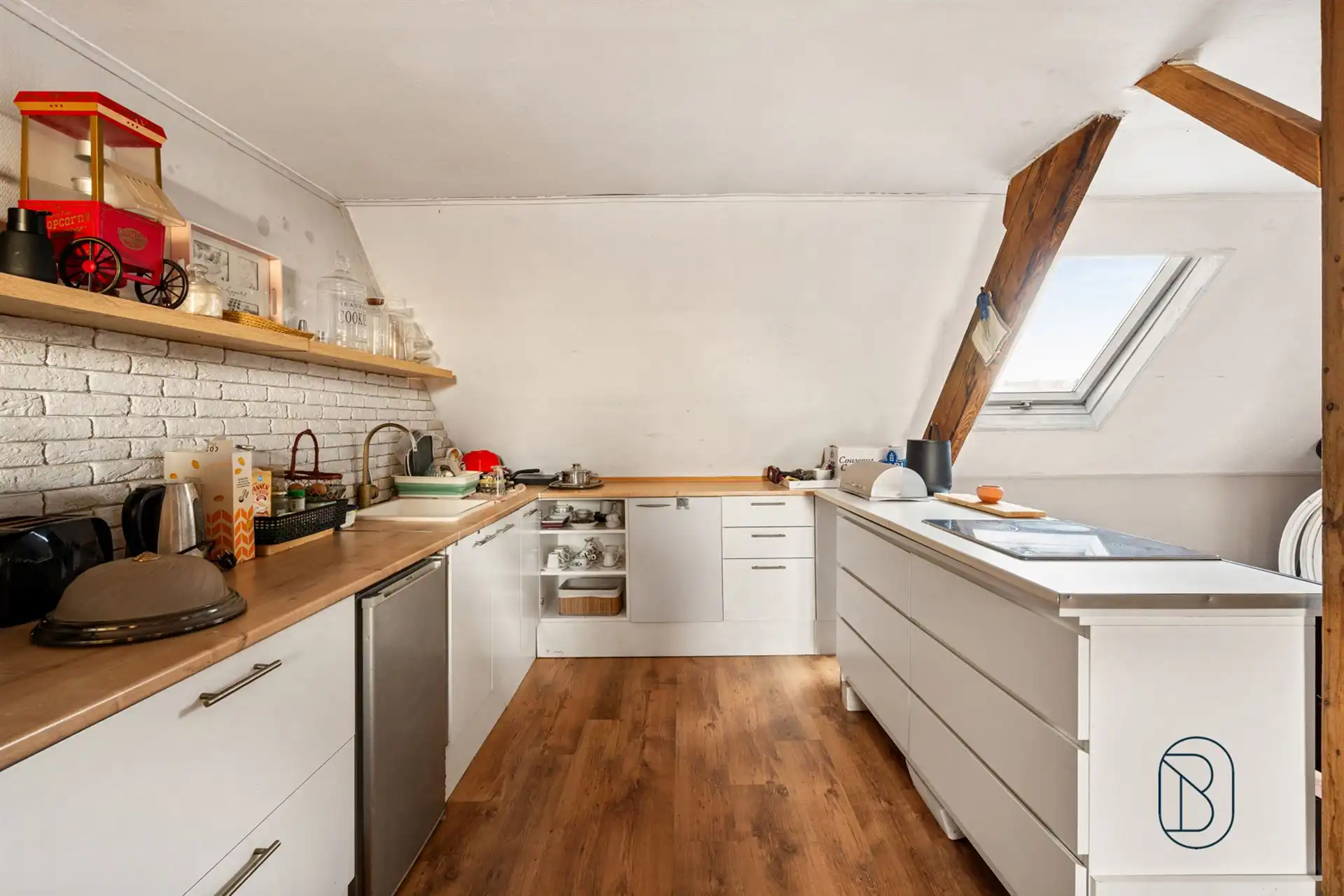 Grote karakterwoning met 5 slaapkamers en dakappartement. foto 26
