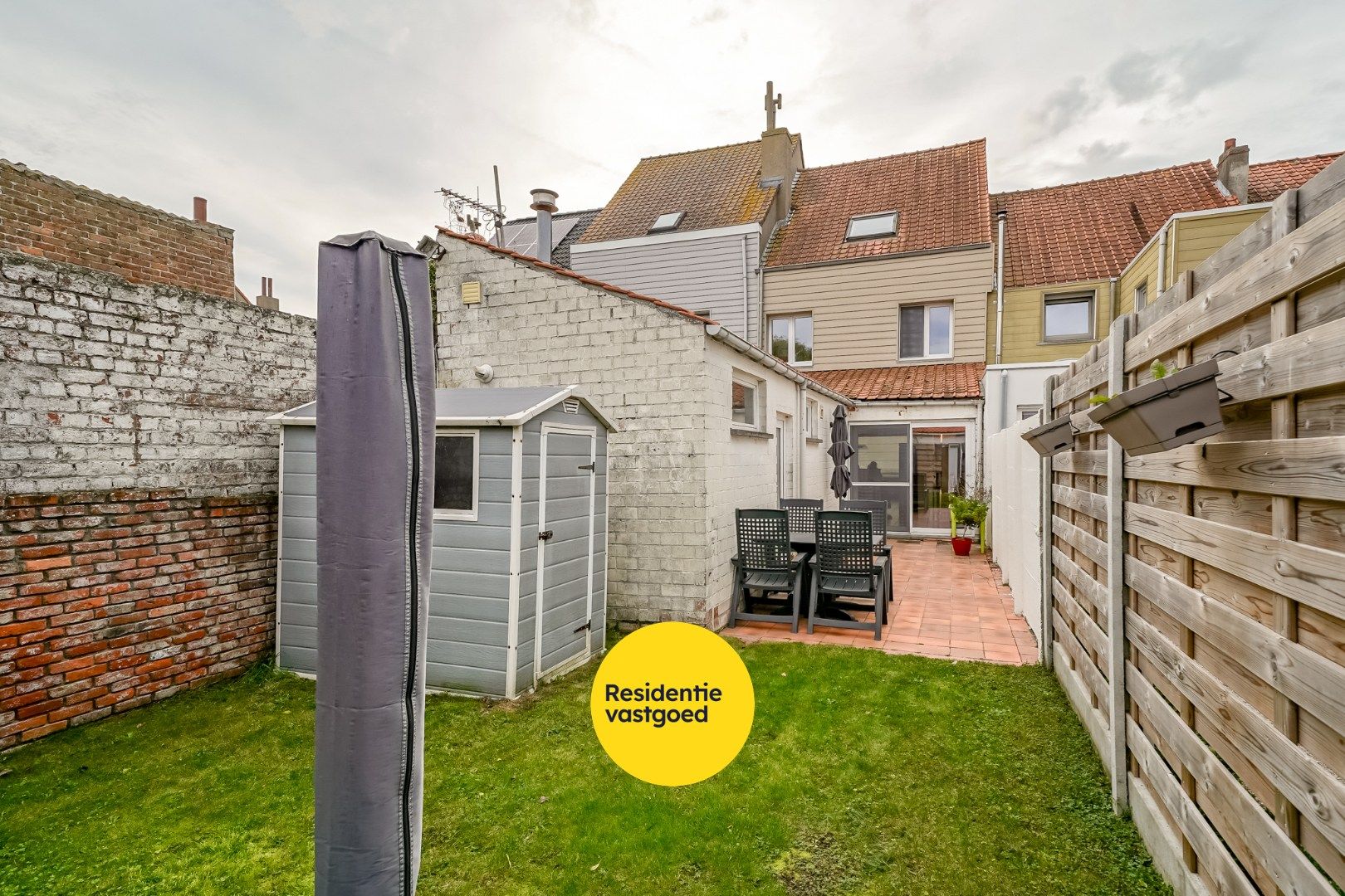 Instapklare gezinswoning met 4 slaapkamers, tuin en zicht op de Spuikom te Bredene foto 10