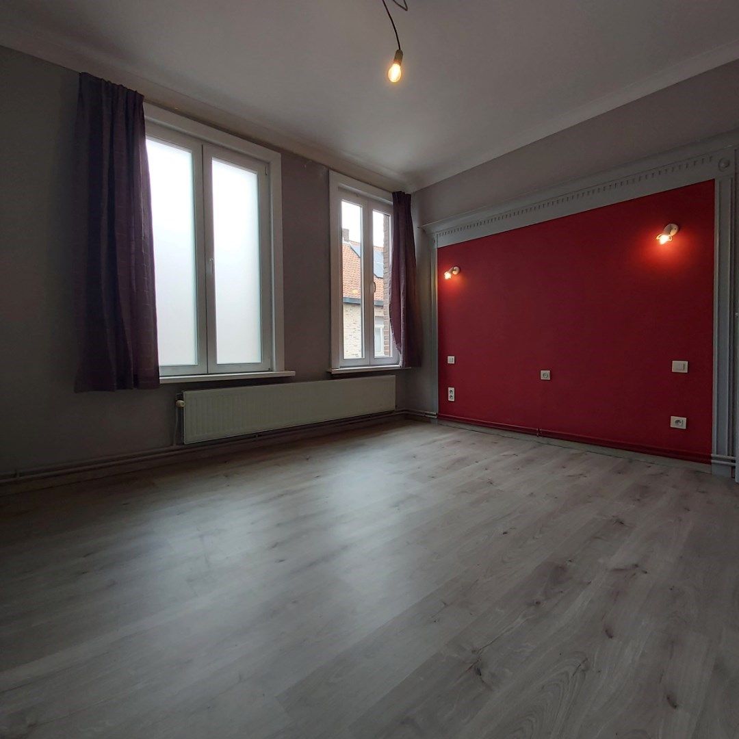 Gezellige woning met 4 slaapkamers - centrum Izegem. foto 17