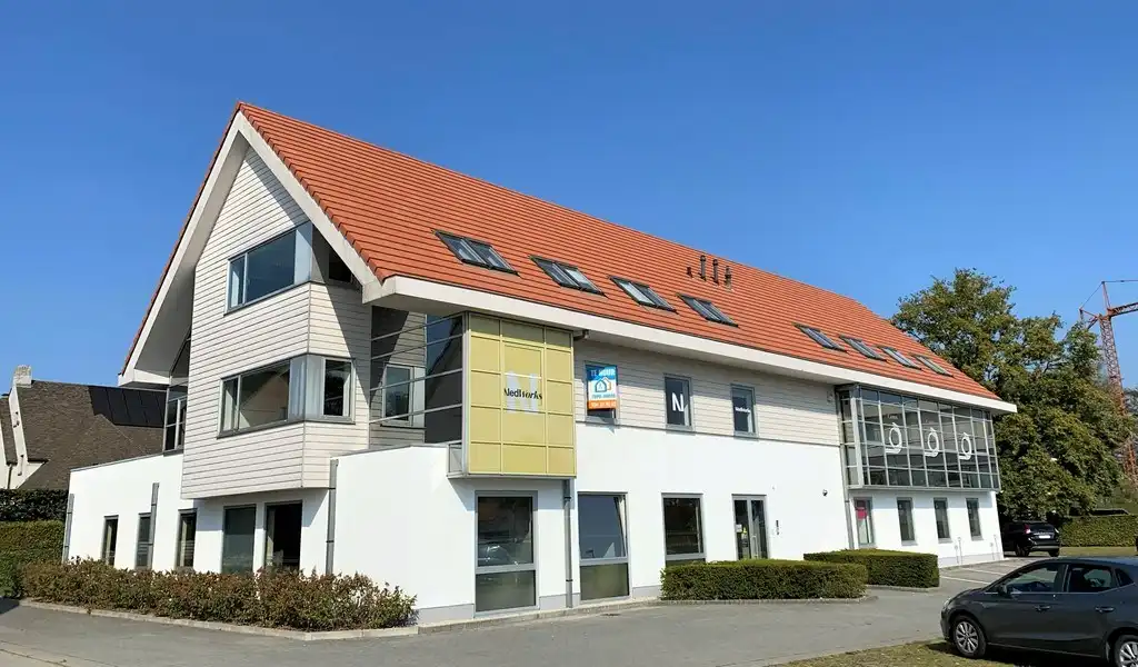 Kantoor te huur Kortrijksesteenweg 88 -/V2R - 9830 Sint-Martens-Latem