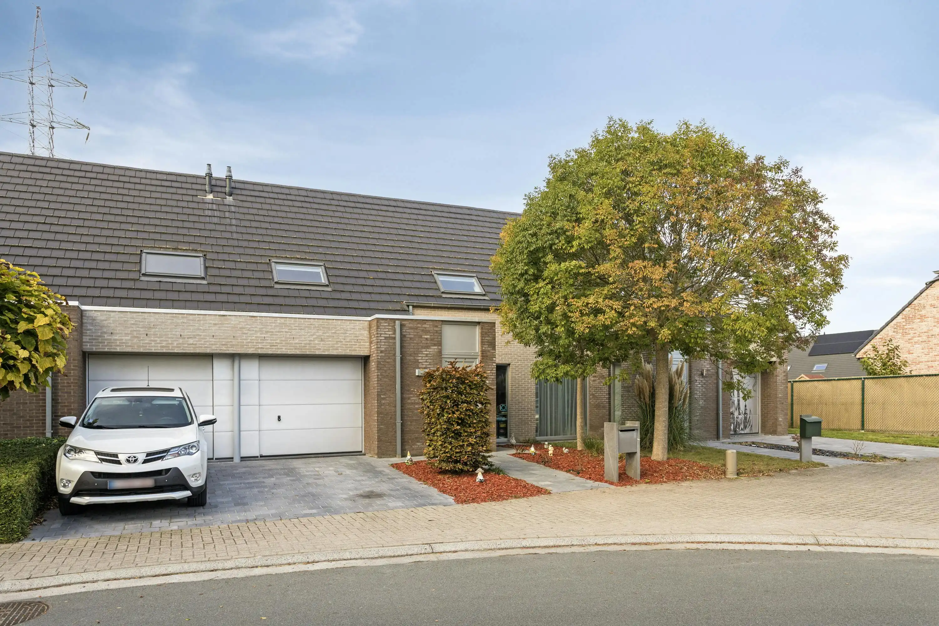 Instapklare woning met tuin en garage in Roeselare te koop foto 15