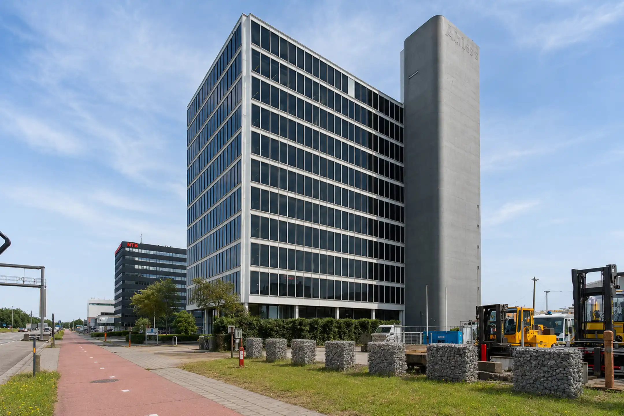 Kantoorruimte in een business center te Antwerpen Haven!  foto 5