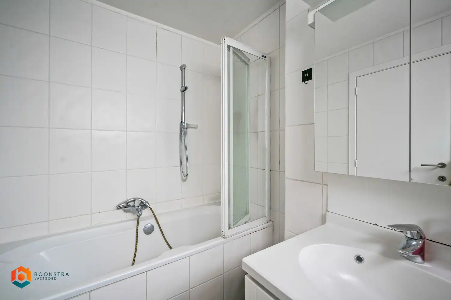 Kleinschalig gebouw met 2 app. en handelsgelijkvloers in centrum Duffel foto 13