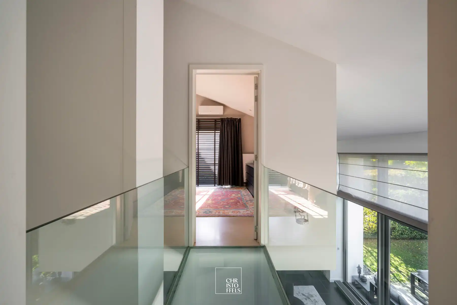 Moderne villa (374 m²) met zwembad en poolhouse op perceel van 1.039 m² foto 20