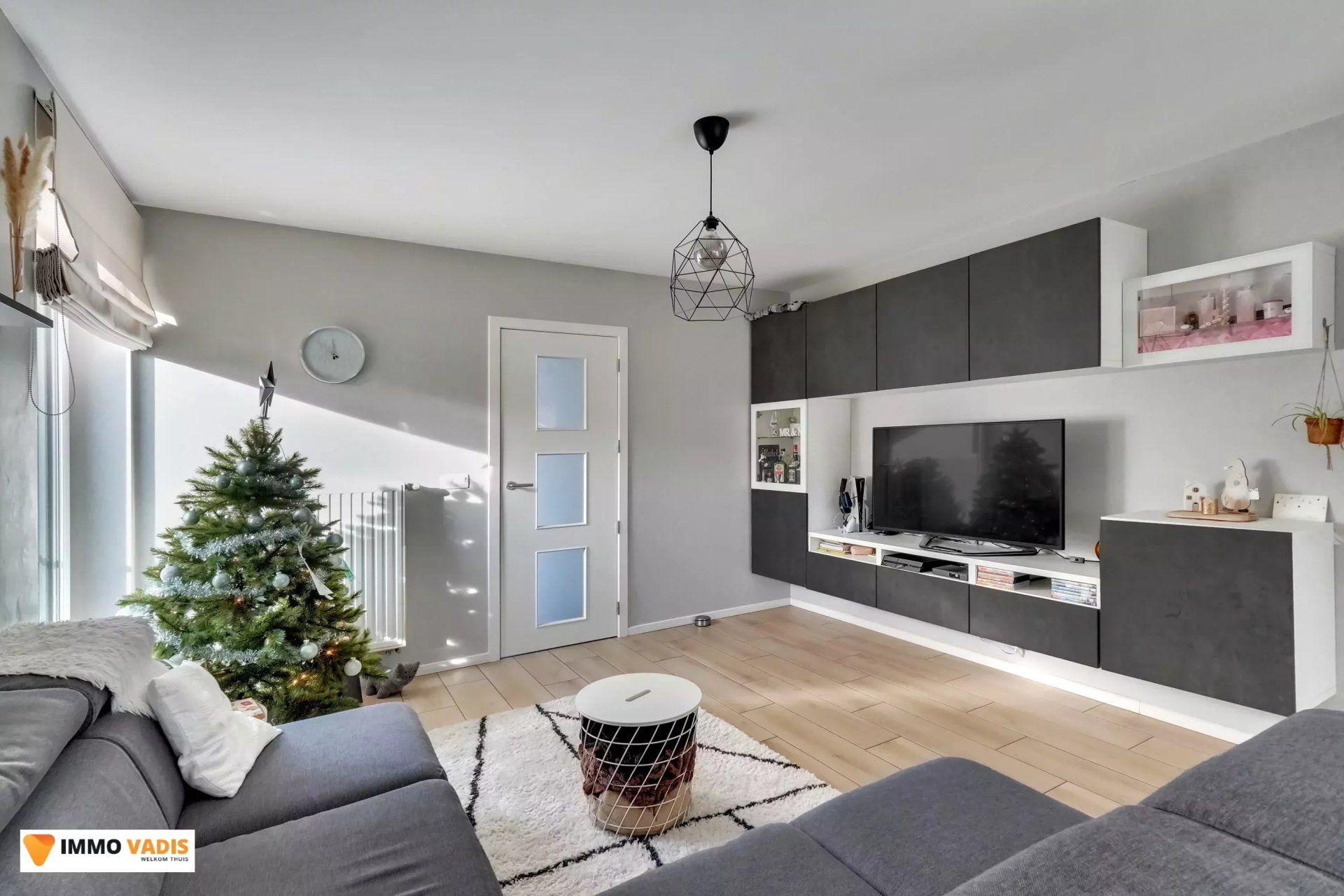 Recente woning met 3 slaapkamers foto 3