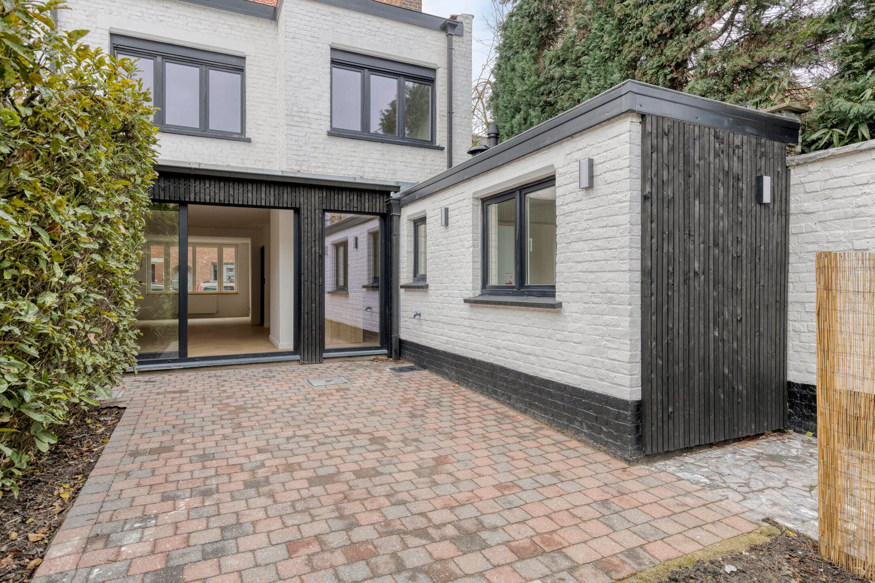 Gerenoveerde (2025) stadswoning met tuin foto 15