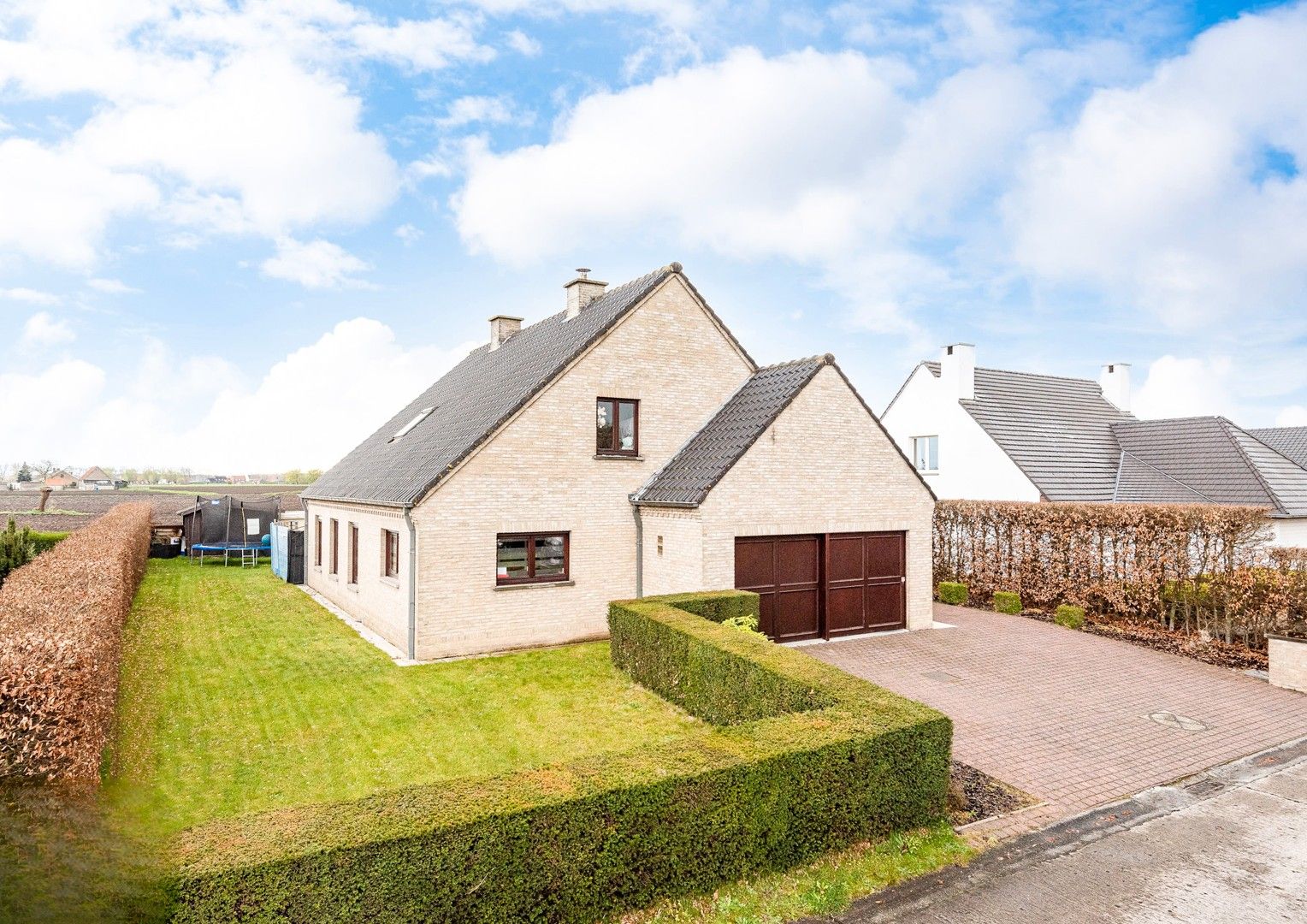 Charmante woning met unieke ligging in Aalter foto {{pictureIndex}}