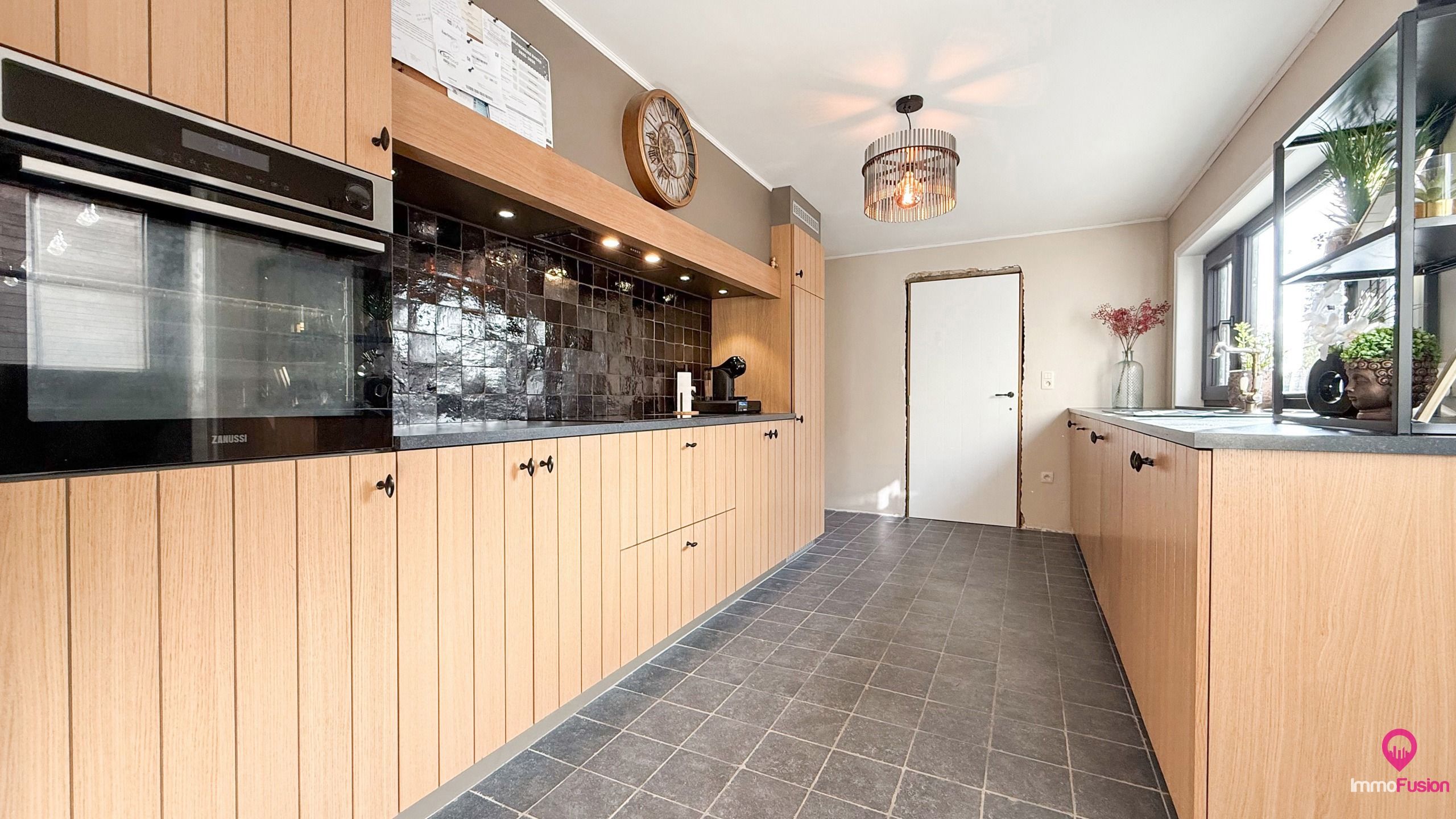 Kangoeroe woning met 5 slpks rustig gelegen! foto 7