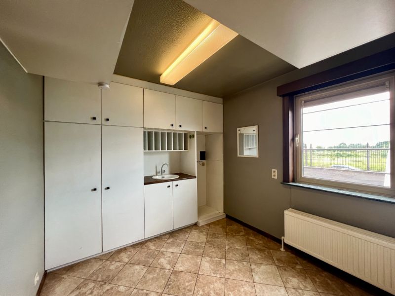 MULTIFUNCTIONEEL PAND MET DUPLEXAPPARTEMENT EN GARAGE foto 11