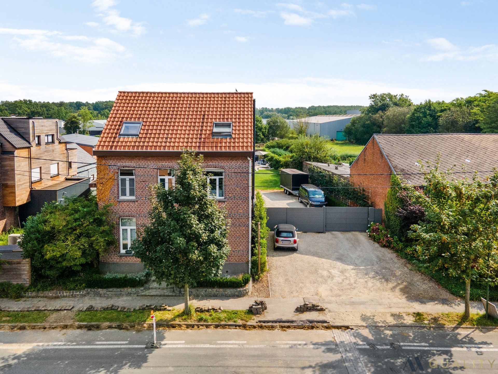 Statige woning in Bornem foto 3