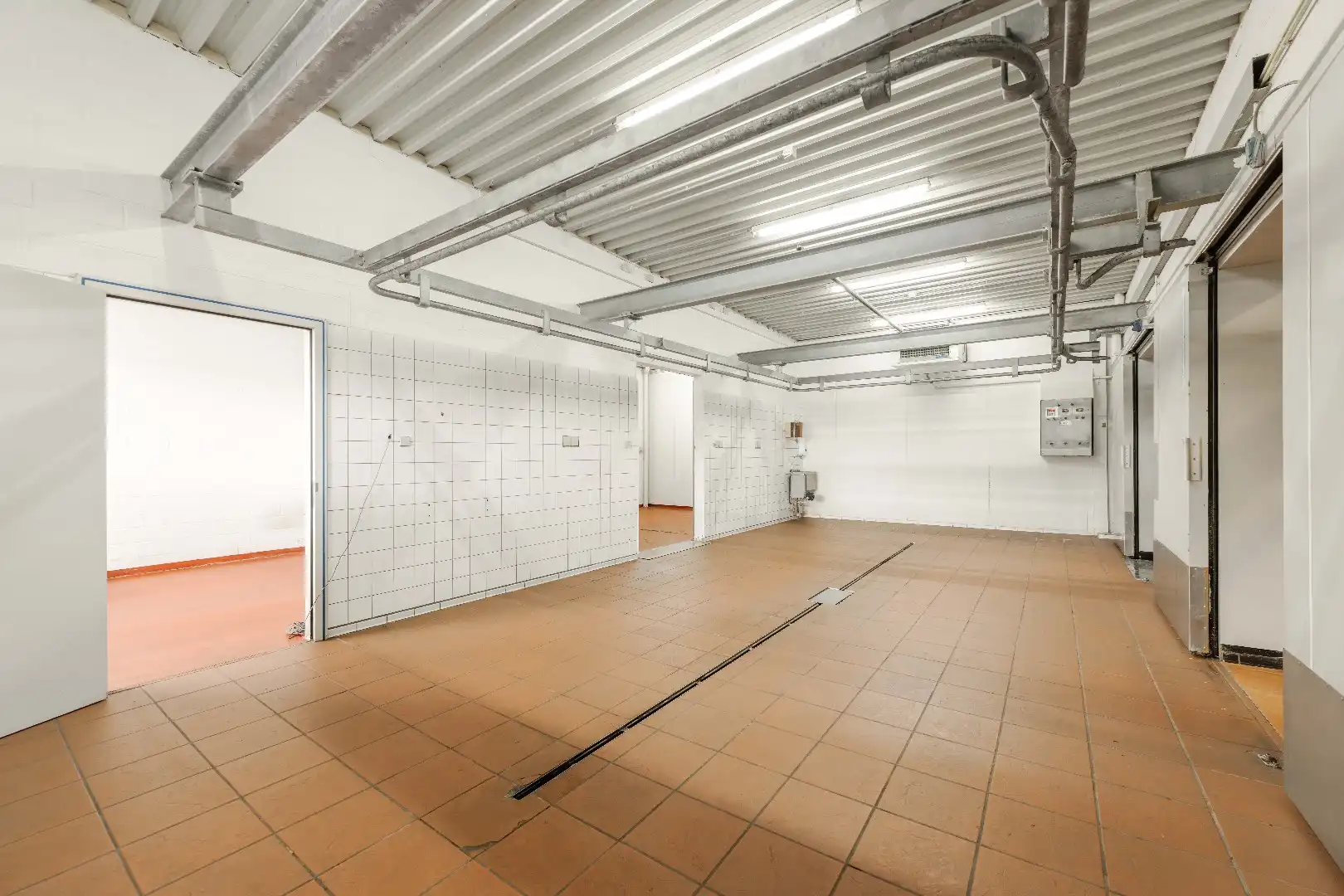 PRESTIGIEUZE VILLA MET LOODS VLAKBIJ CENTRUM PITTEM foto 20
