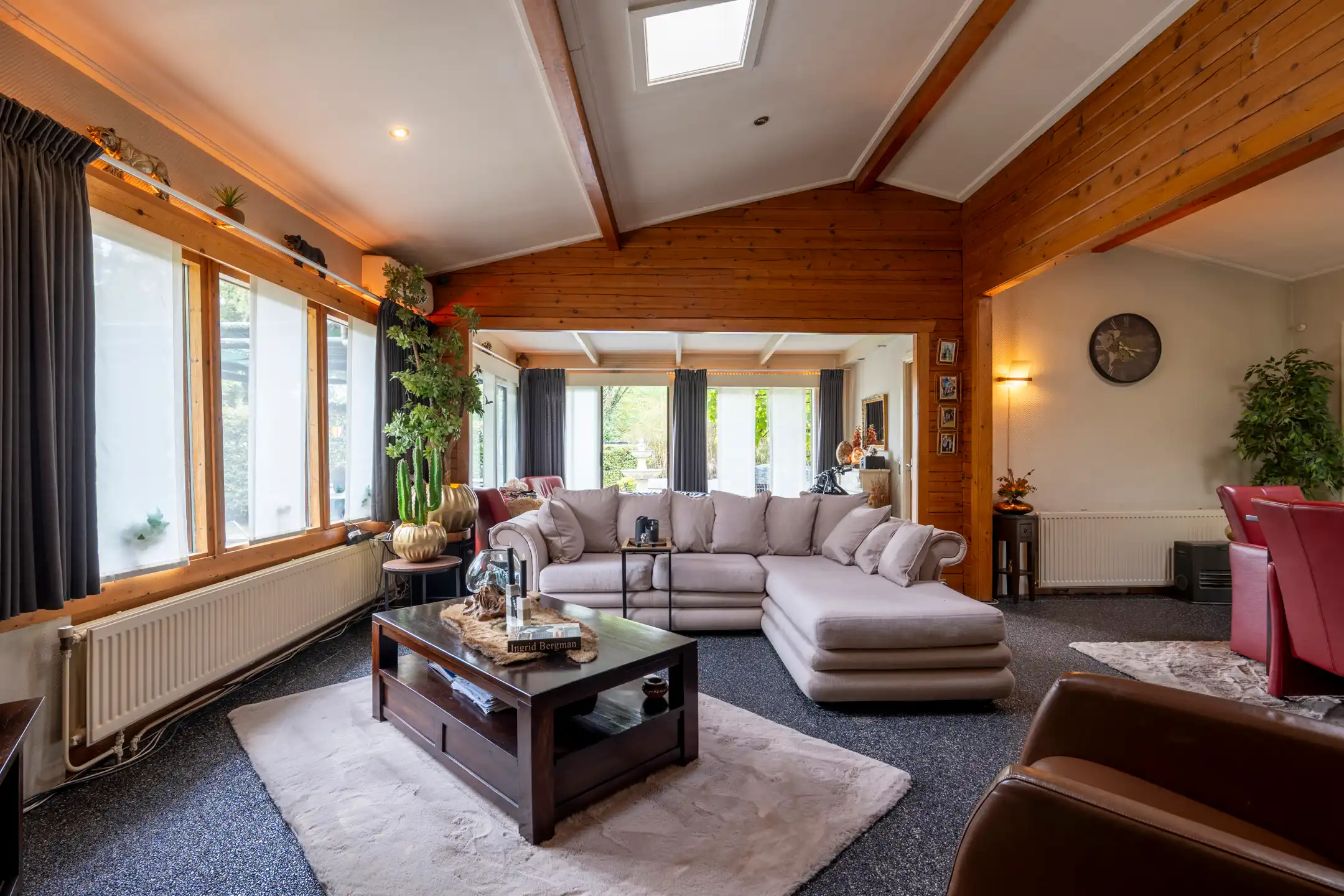 Mooi gelegen chalet op 528m² in Poppel nabij NL grens. foto 4
