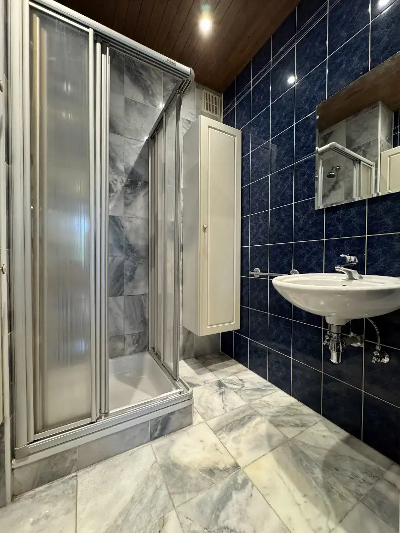 knus hoekappartement met kelderberging foto 8