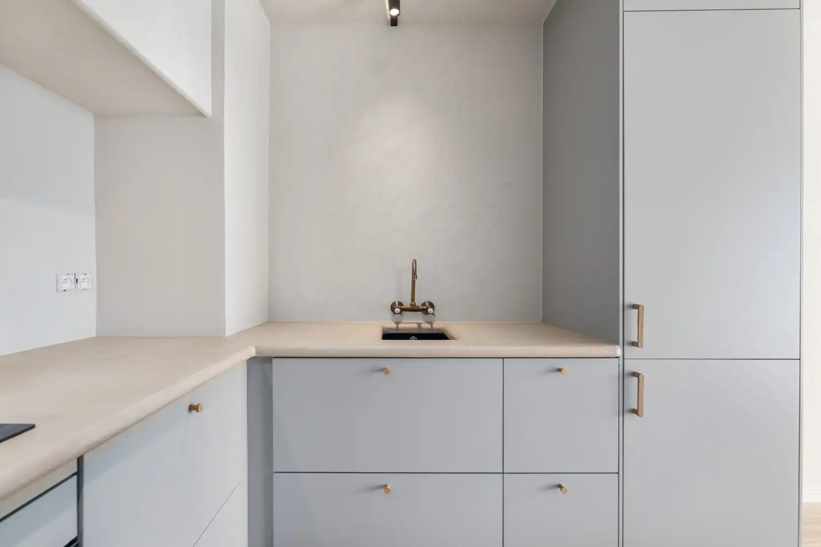 Stijlvol vernieuwd 1-slaapkamerappartement in residentie Sombrero foto 7