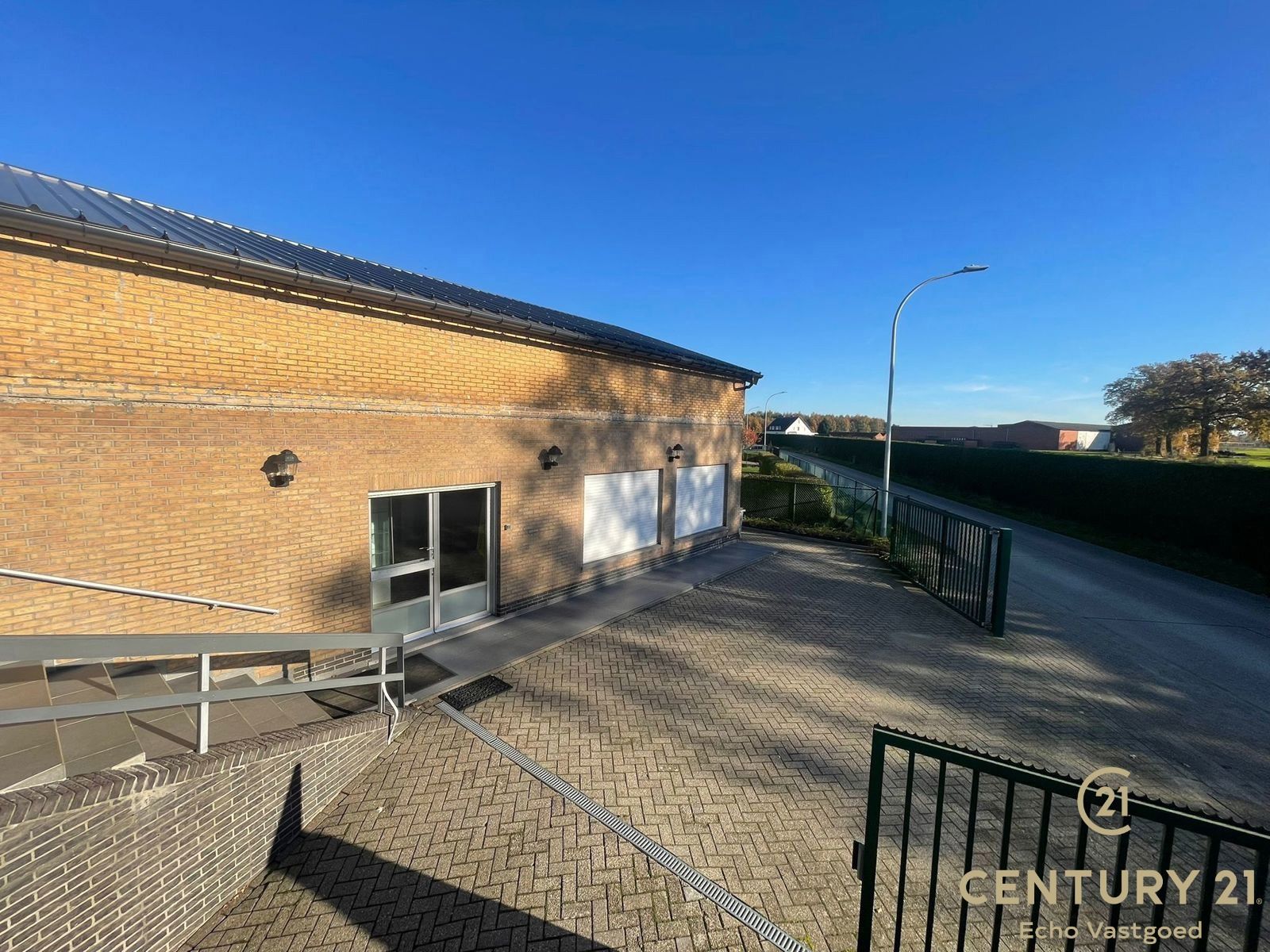 Praktisch magazijn op een uitstekend bereikbare locatie foto 2