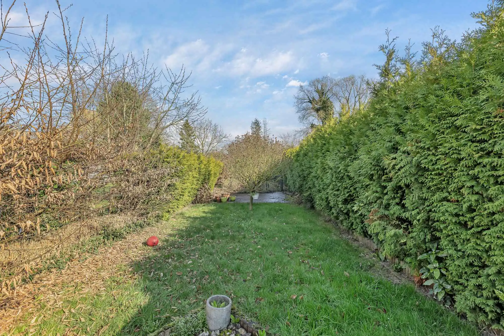 Bel-etage woning met 3 slaapkamers, garage en tuin foto 18