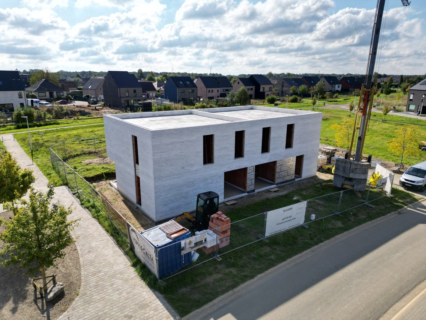 Halfopen nieuwbouwwoning gelegen te Diepenbeek foto 2