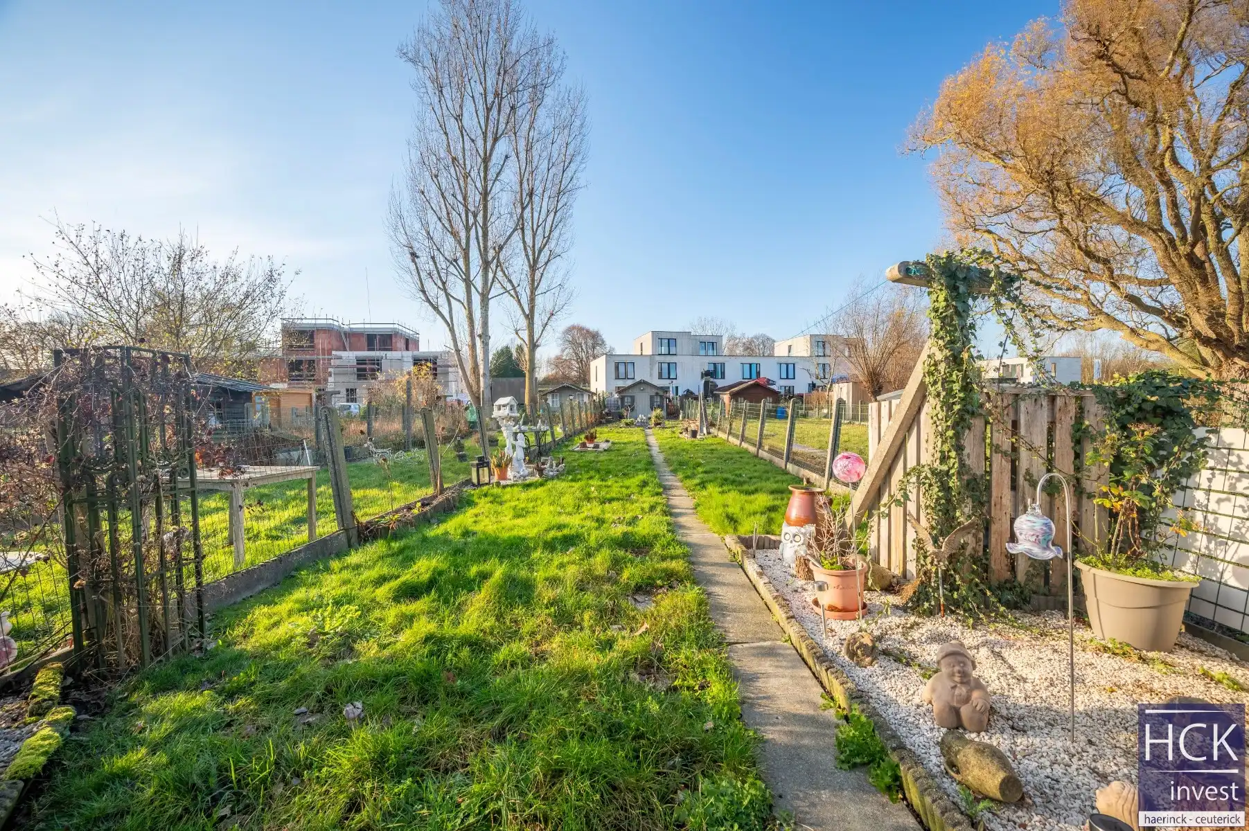 OUDENAARDE - Ruime gezinswoning op 355 m² mét uitweg achteraan! foto 17