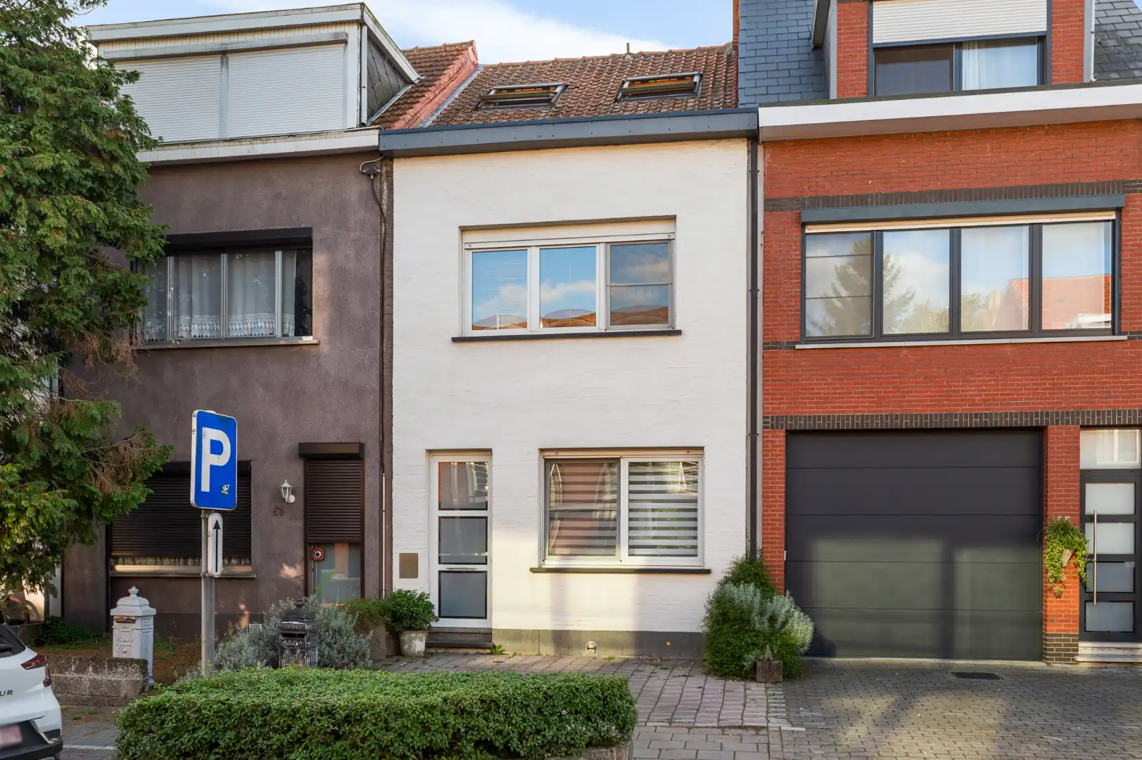 Verrassend ruim en energiezuinig wonen met een zonnige tuin in Schoten! foto 21