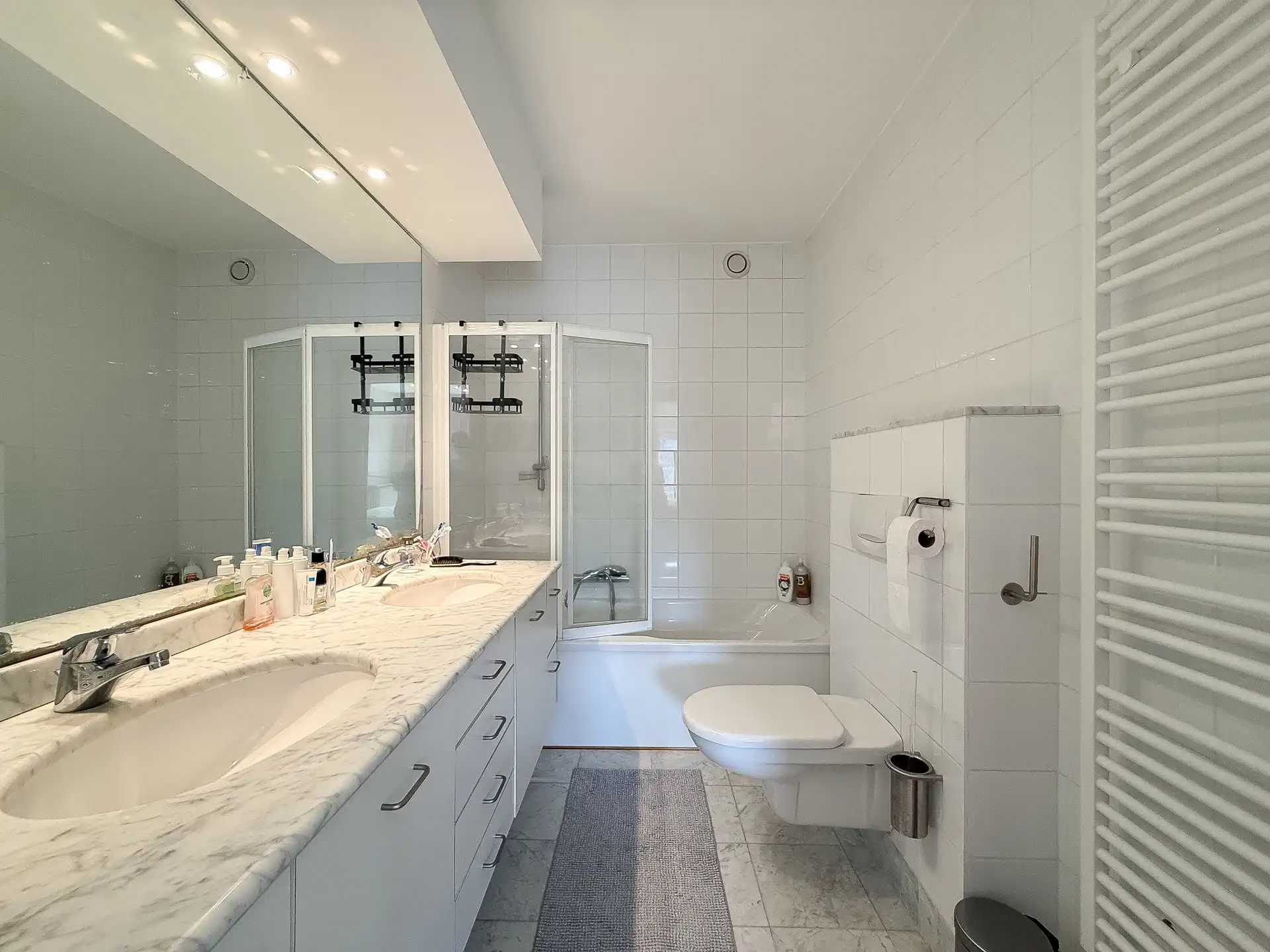 Appartement met frontaal zeezicht op de Zeedijk in het Zoute foto 17