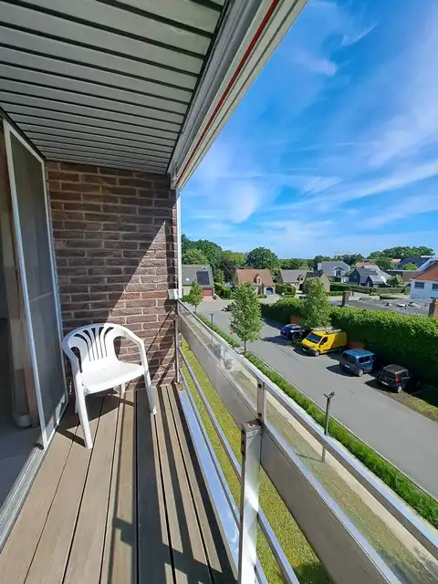 Gerenoveerde SERVICEFLAT met TERRAS en STANDPLAATS te koop in Assebroek Brugge foto 8