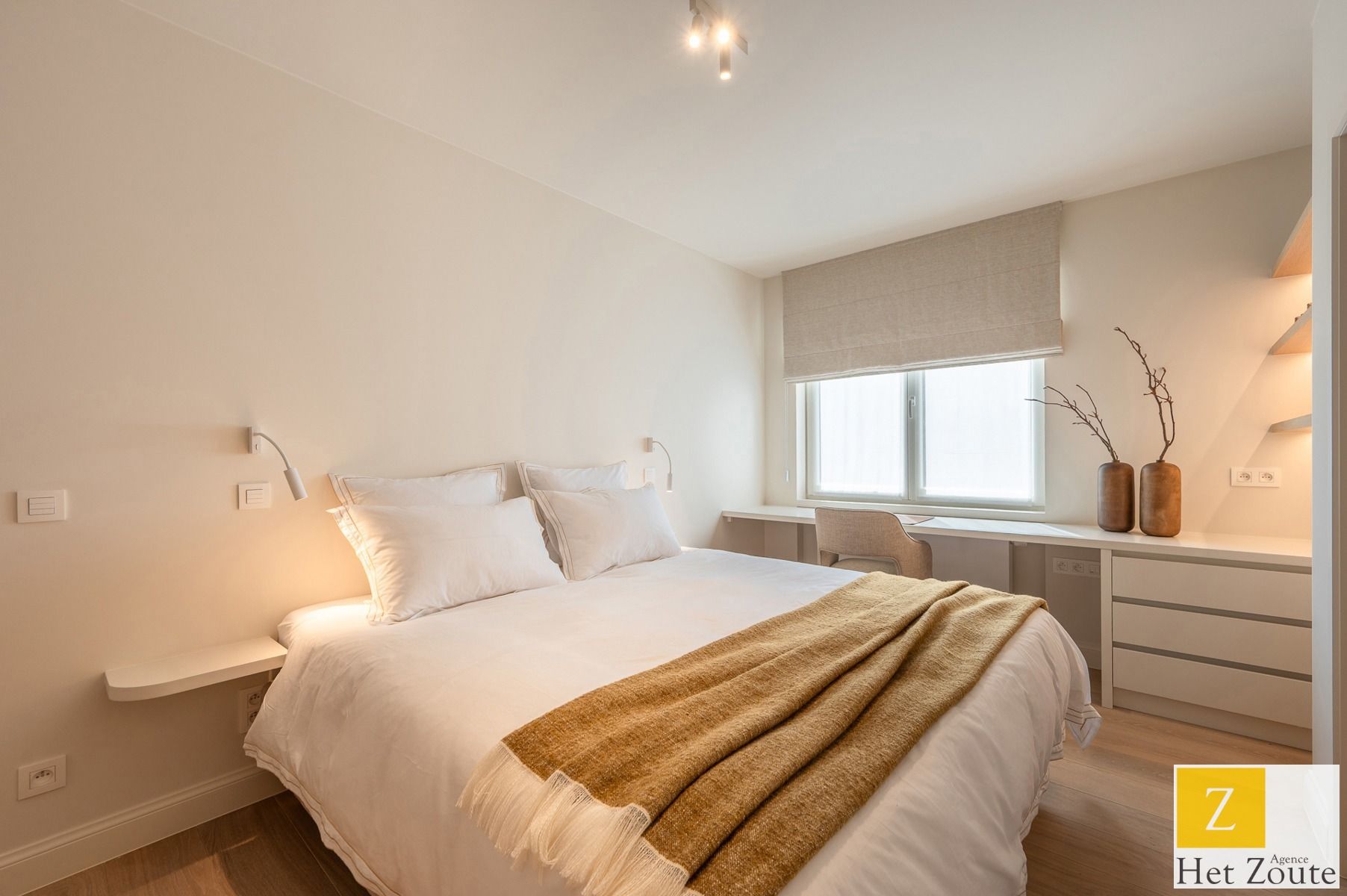 Gerenoveerd appartement op topligging met zeezicht foto 16