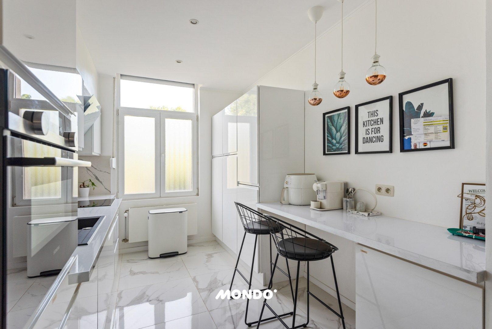 Instapklare woning met 3 slaapkamers en mooie tuin! foto 5