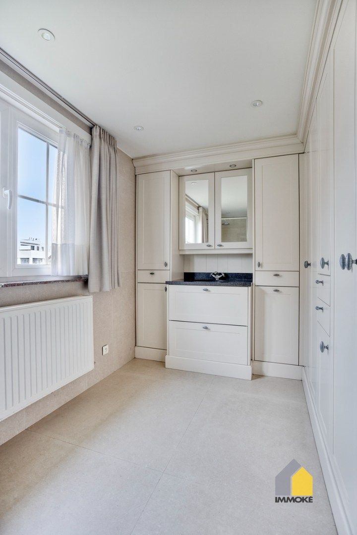 Vrijstaande, statige woning op 7 a 82 ca met 3 slpk en mooie tuin. foto 13