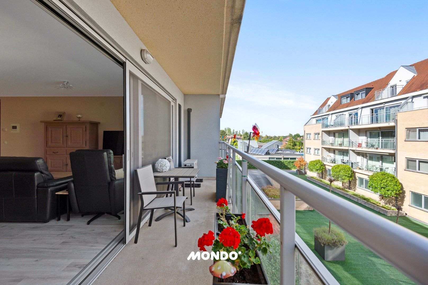 Instapklaar appartement met 2 slaapkamers! foto 19
