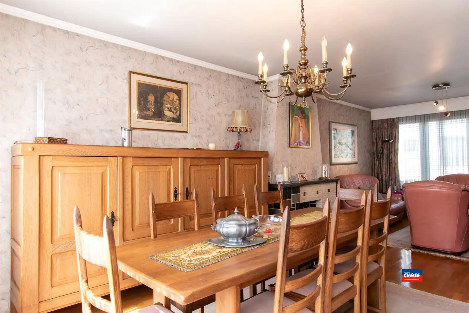 HOB Bel-étage met 3 slaapkamers, garage en tuin foto 12