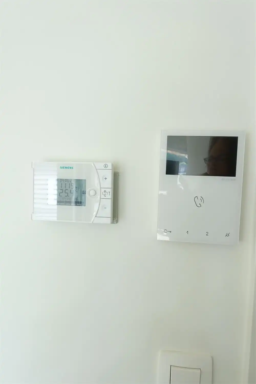 Centraal gelegen appartement met zicht op de vaart ,2 slaapkamers, terras en afgesloten staanplaats. foto 12