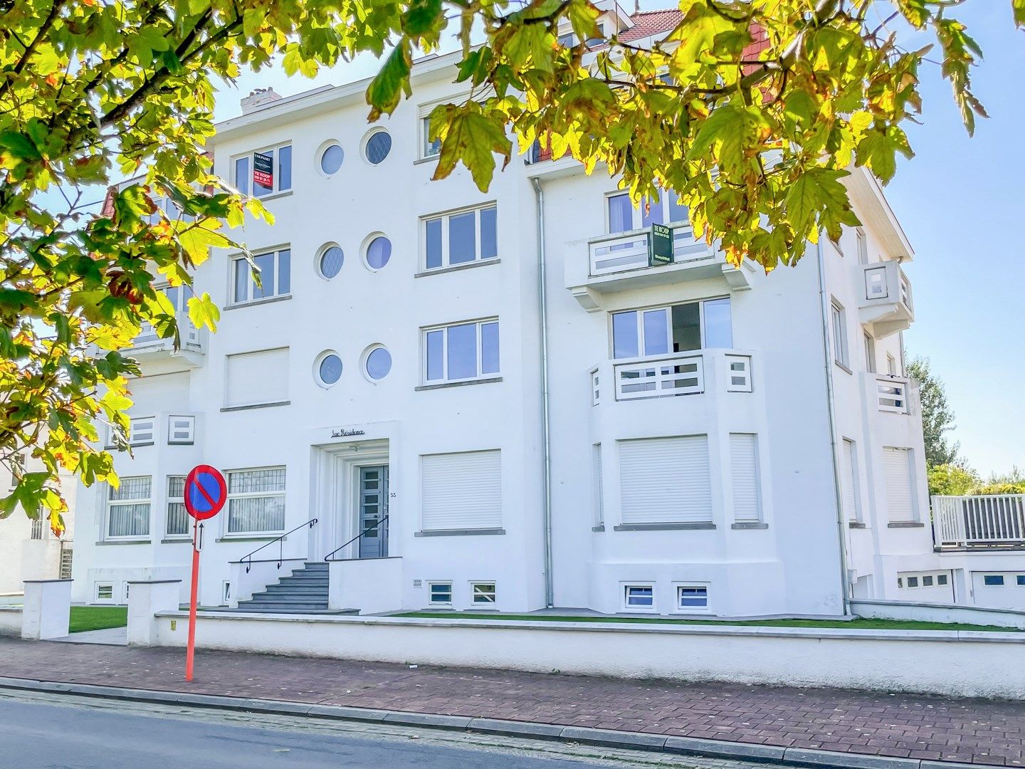 Volledig gerenoveerd hoekappartement met prachtig open zicht op het Zegemeer. Garage mogelijk. foto 23