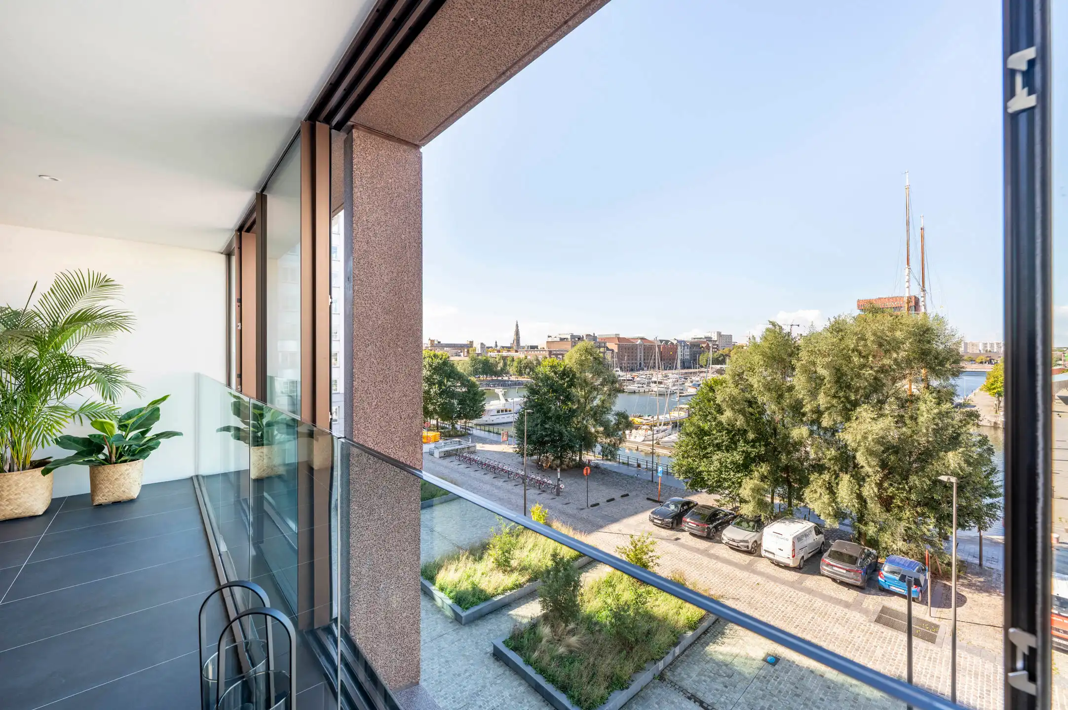 ANTWERPEN EILANDJE - Wonen aan de jachthaven foto {{pictureIndex}}