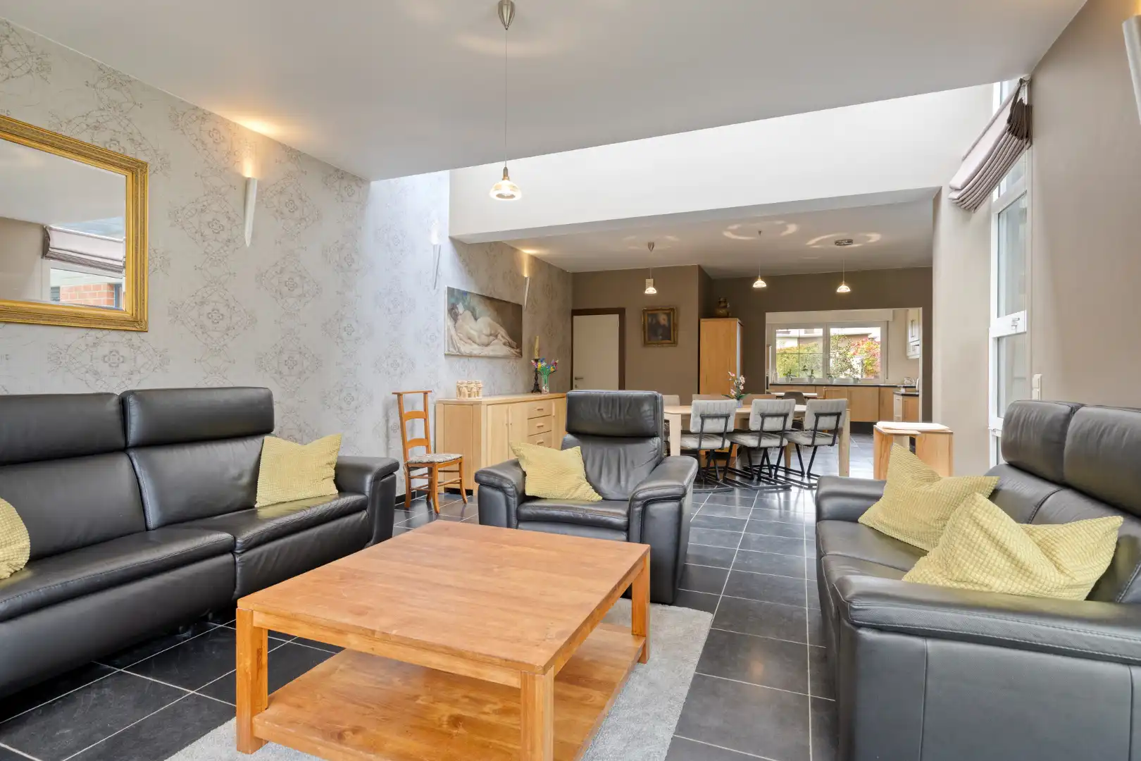 Halfopen bebouwing met 4 slaapkamers en bureau, ruime garage, kelder en zolder in Holsbeek! - EPC 161 kWh/m² - bewoonbare opp. 288 m² foto 9