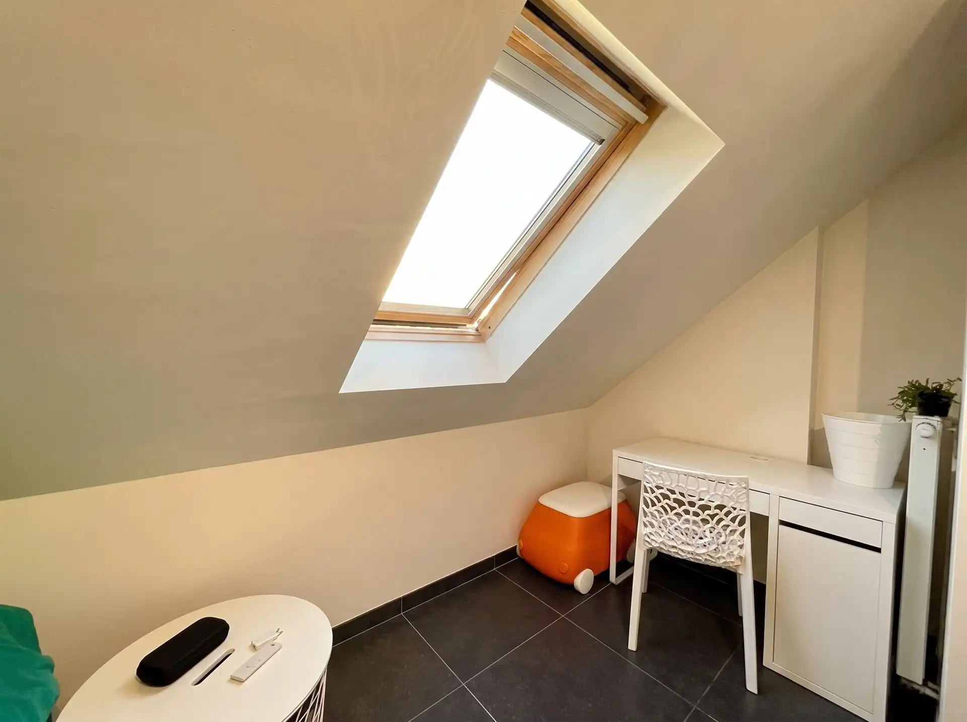 Ruim wonen op een toplocatie in Lanklaar met alle comfort, 2 terrassen en garagebox inbegrepen. foto 18