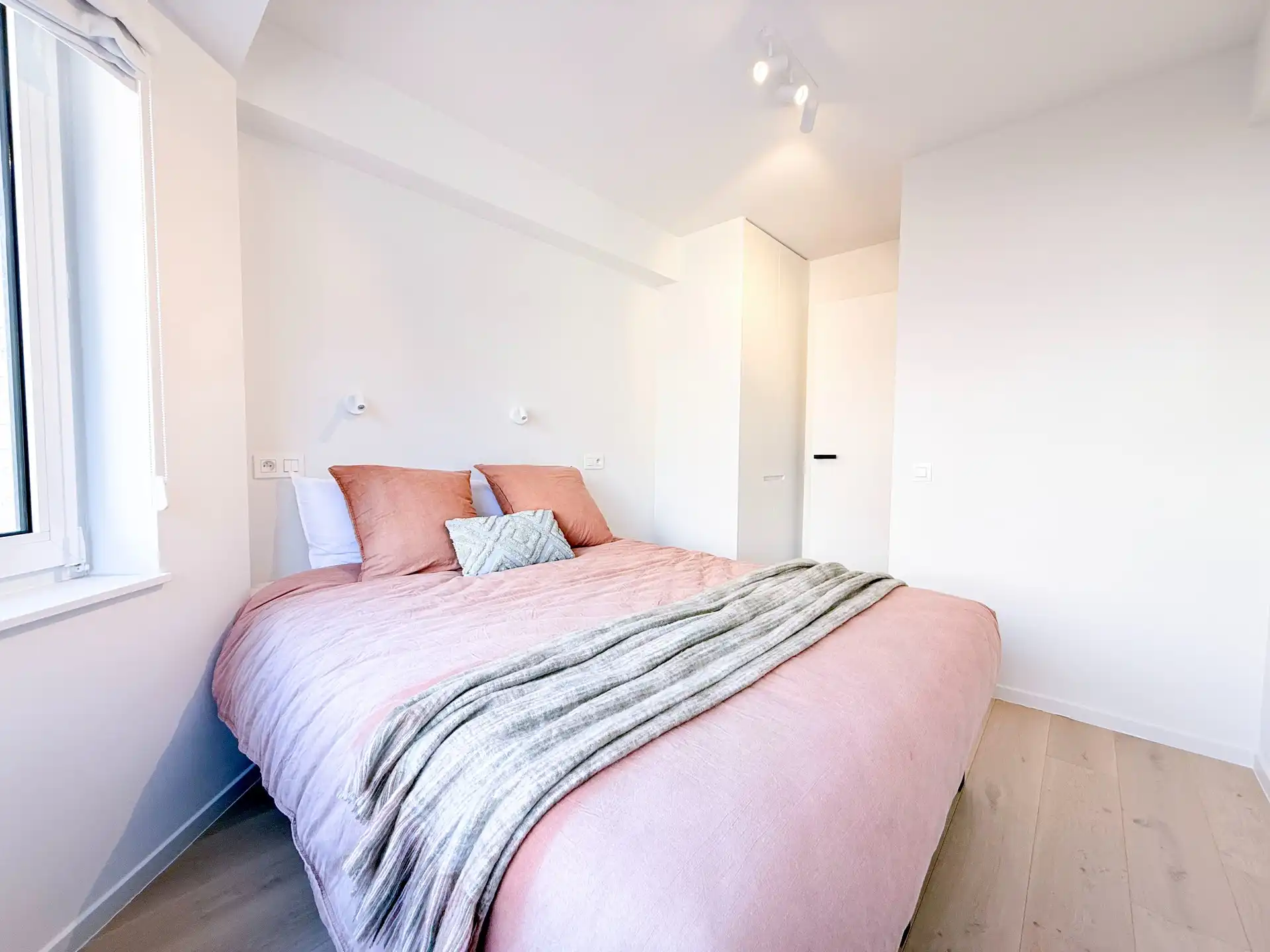 Gerenoveerd appartement in centrum Knokke foto 6