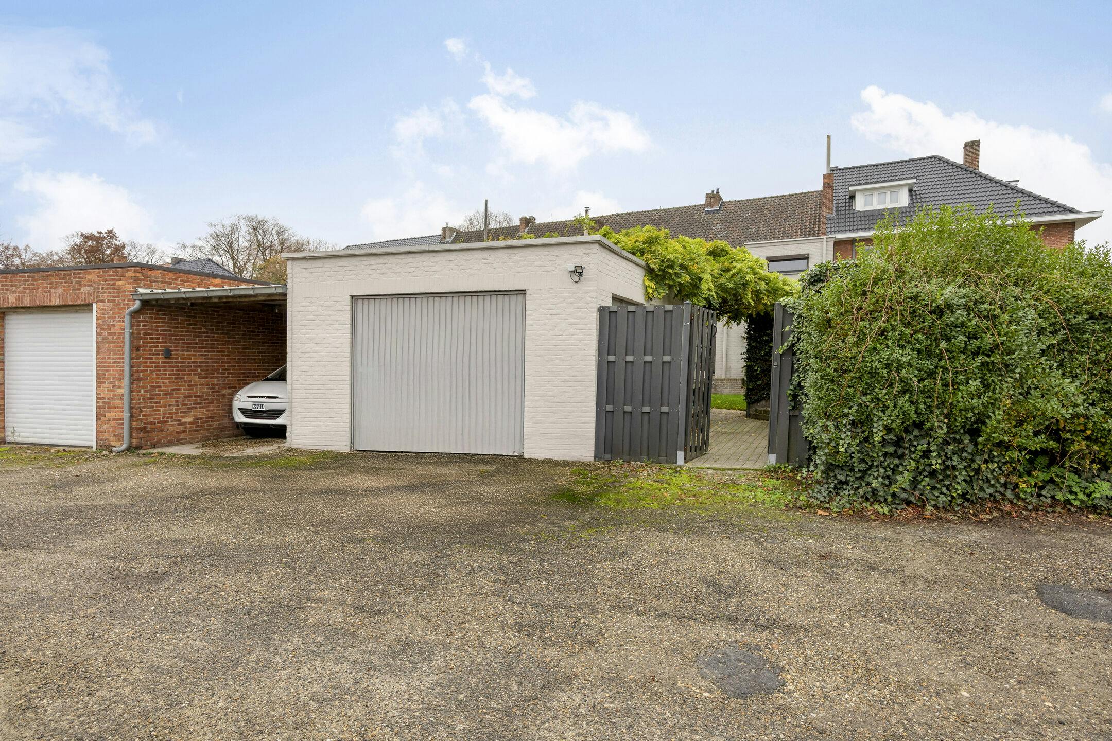 Goed gelegen stadswoning met 3 of 4 slaapkamers, tuin en garagebox  foto 27