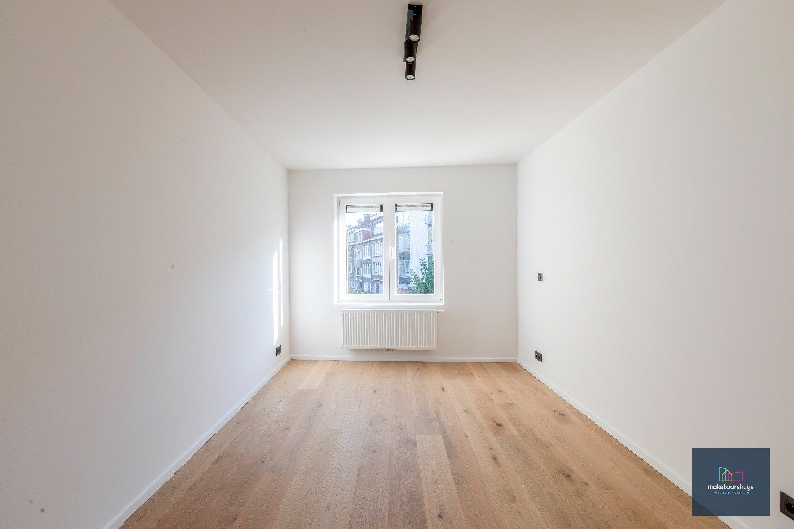 Uniek 3 slpk. appartement  met terras  nabij station Gent-Sint-Pieters foto 7