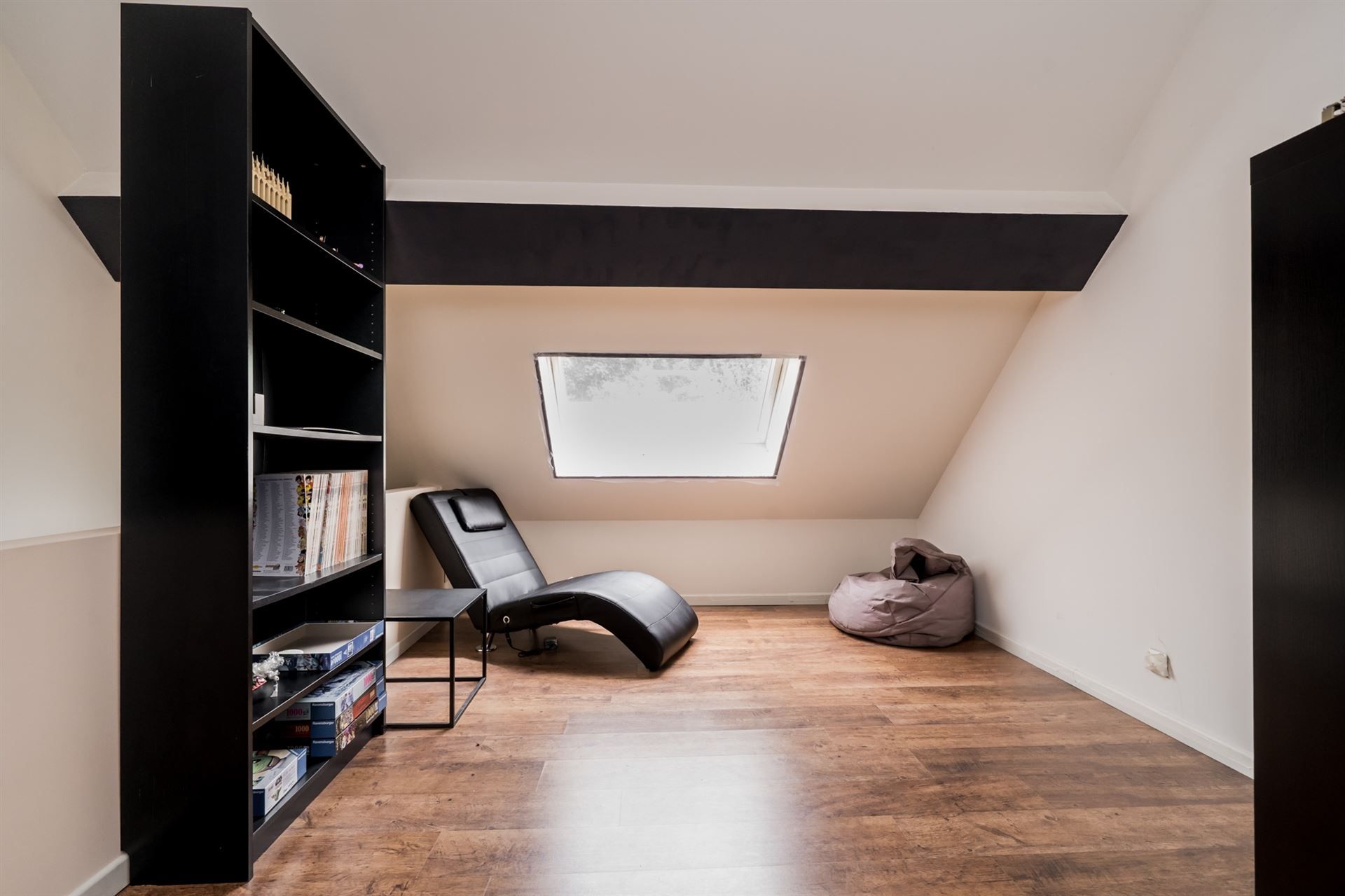 Instapklare woning met 3/4 slpks aan park Bel air! foto 16