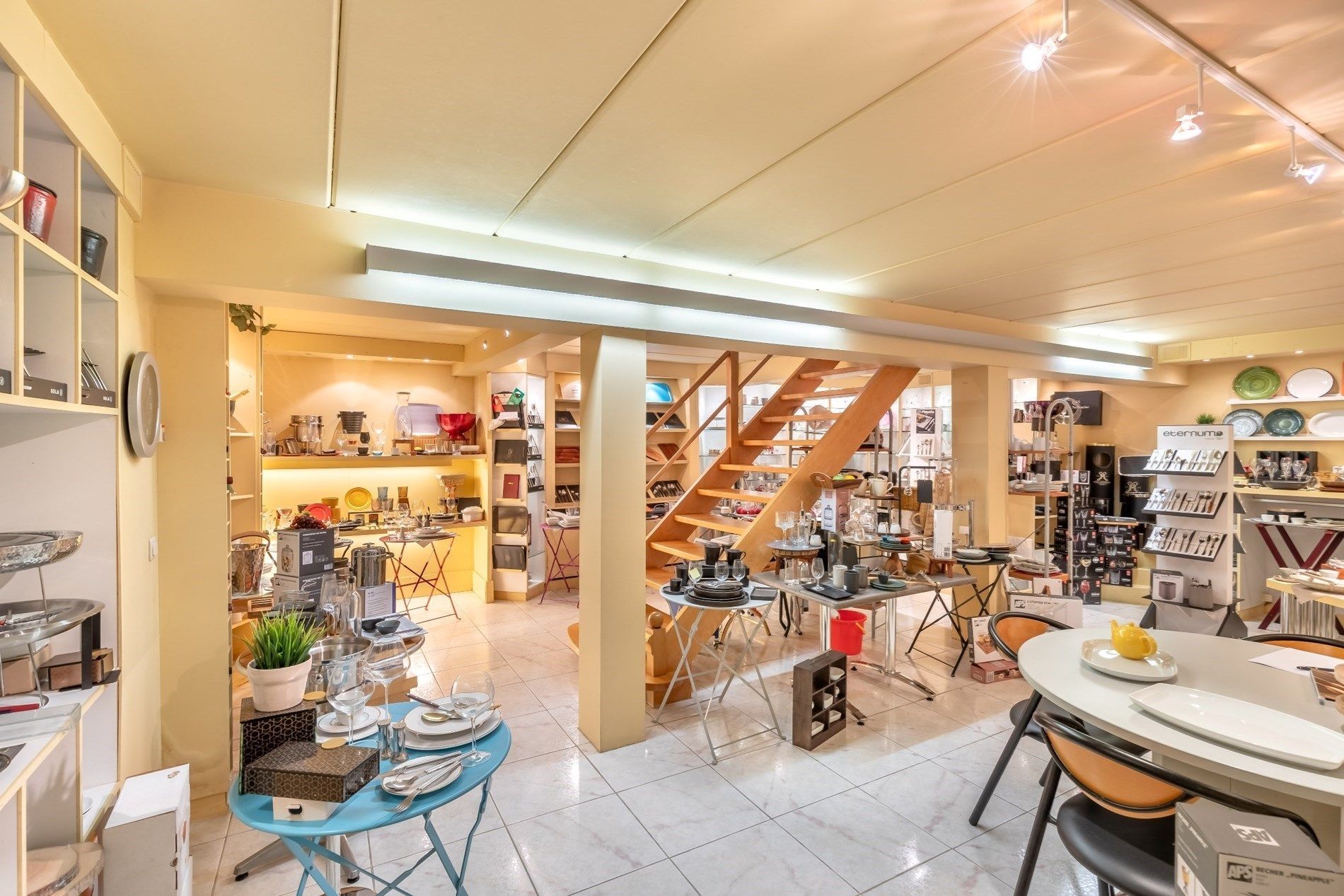 Knappe villa op residentiele toplocatie! foto 15